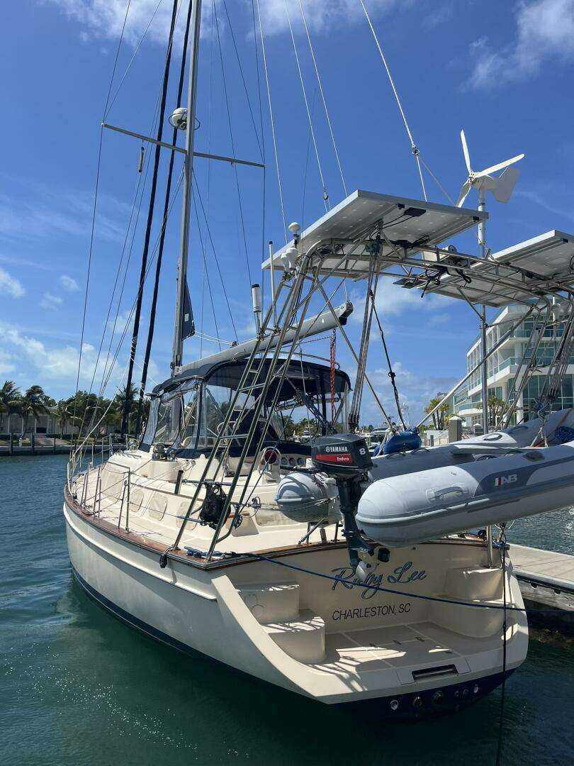 2006 46' Island Packet photo
