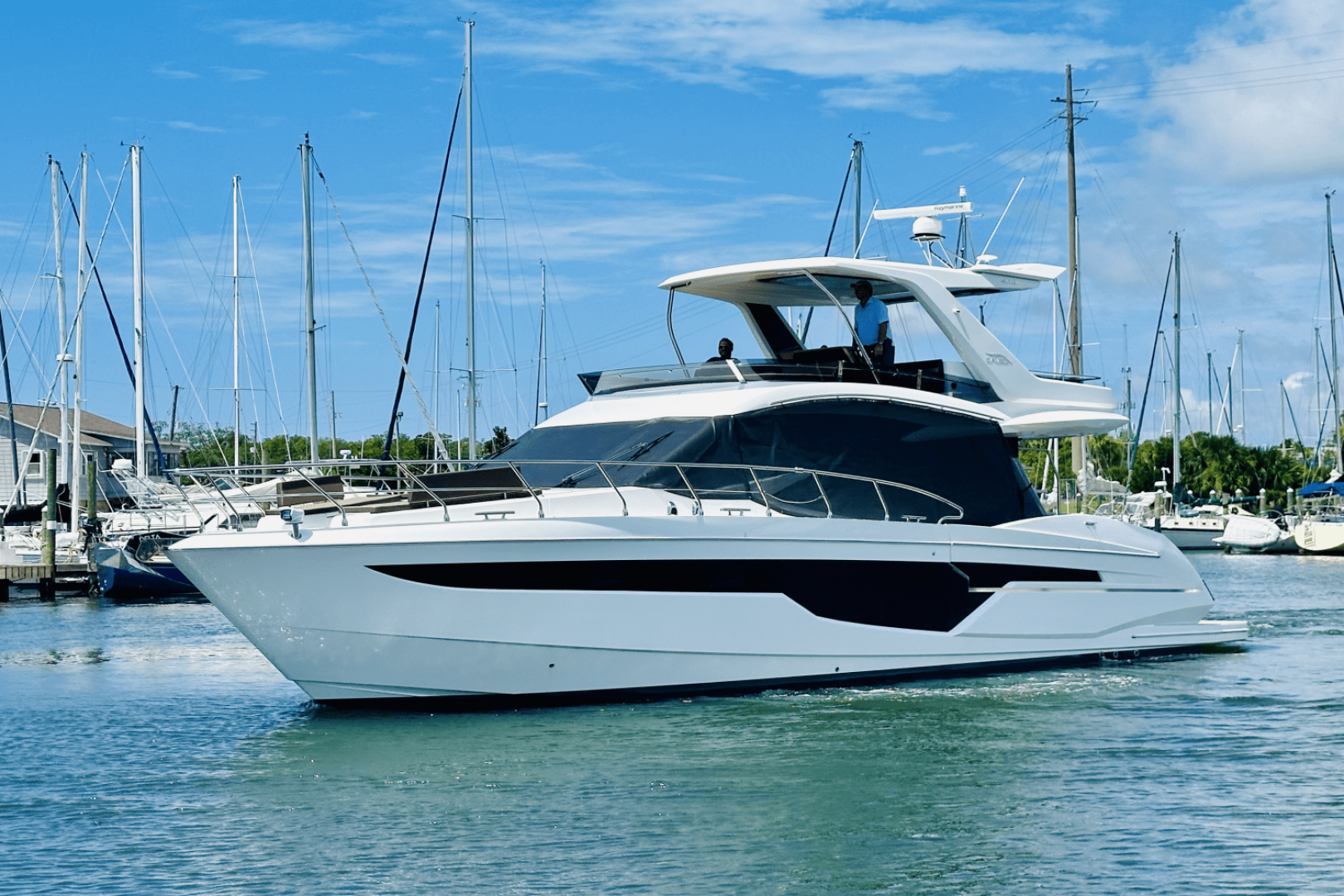 2024 50' Galeon photo