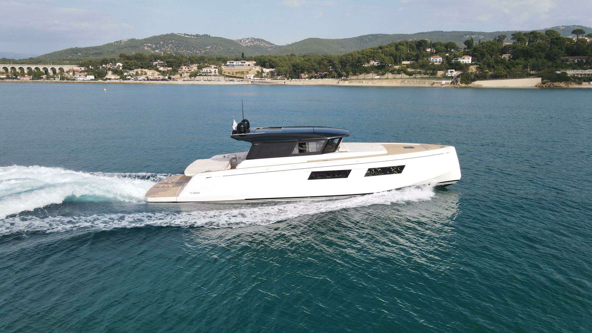 2023 52' Pardo Yachts photo