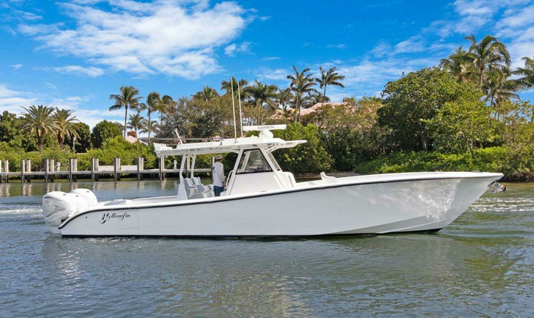 2020 39' Yellowfin photo