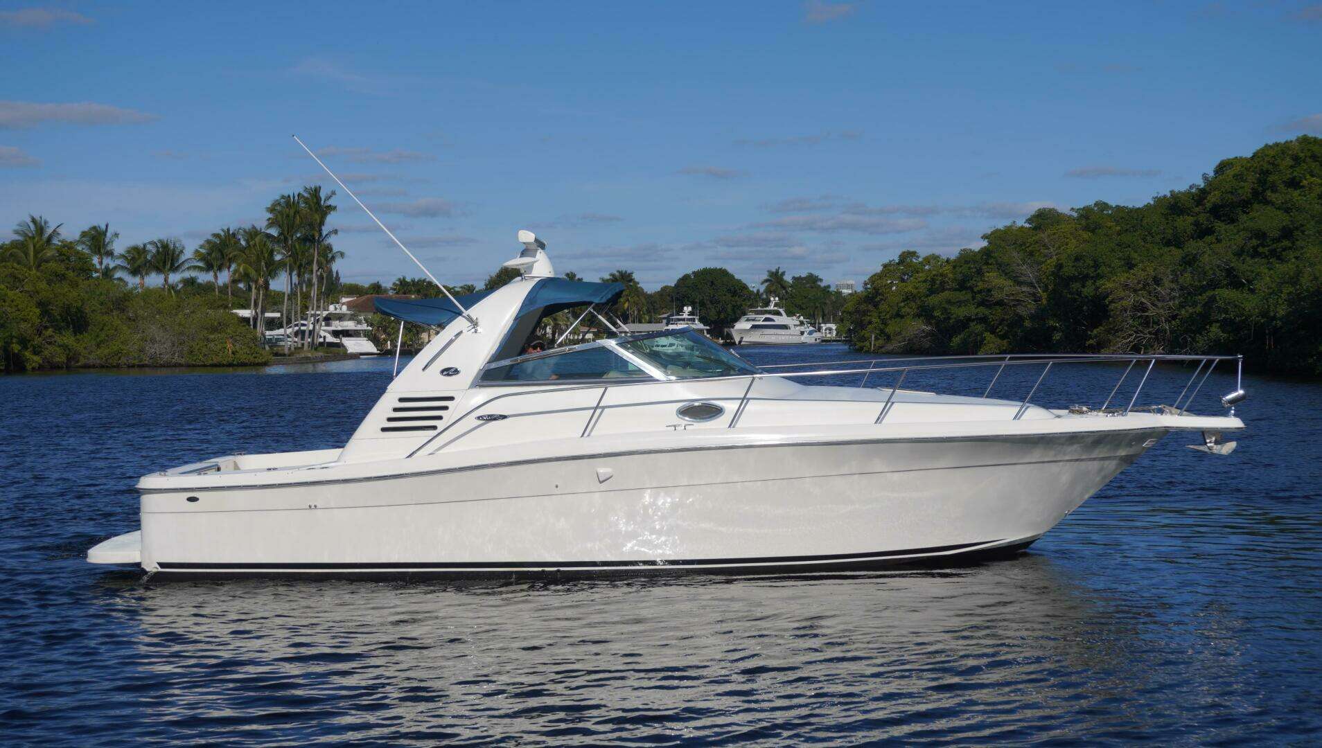 2002 34' Sea Ray photo