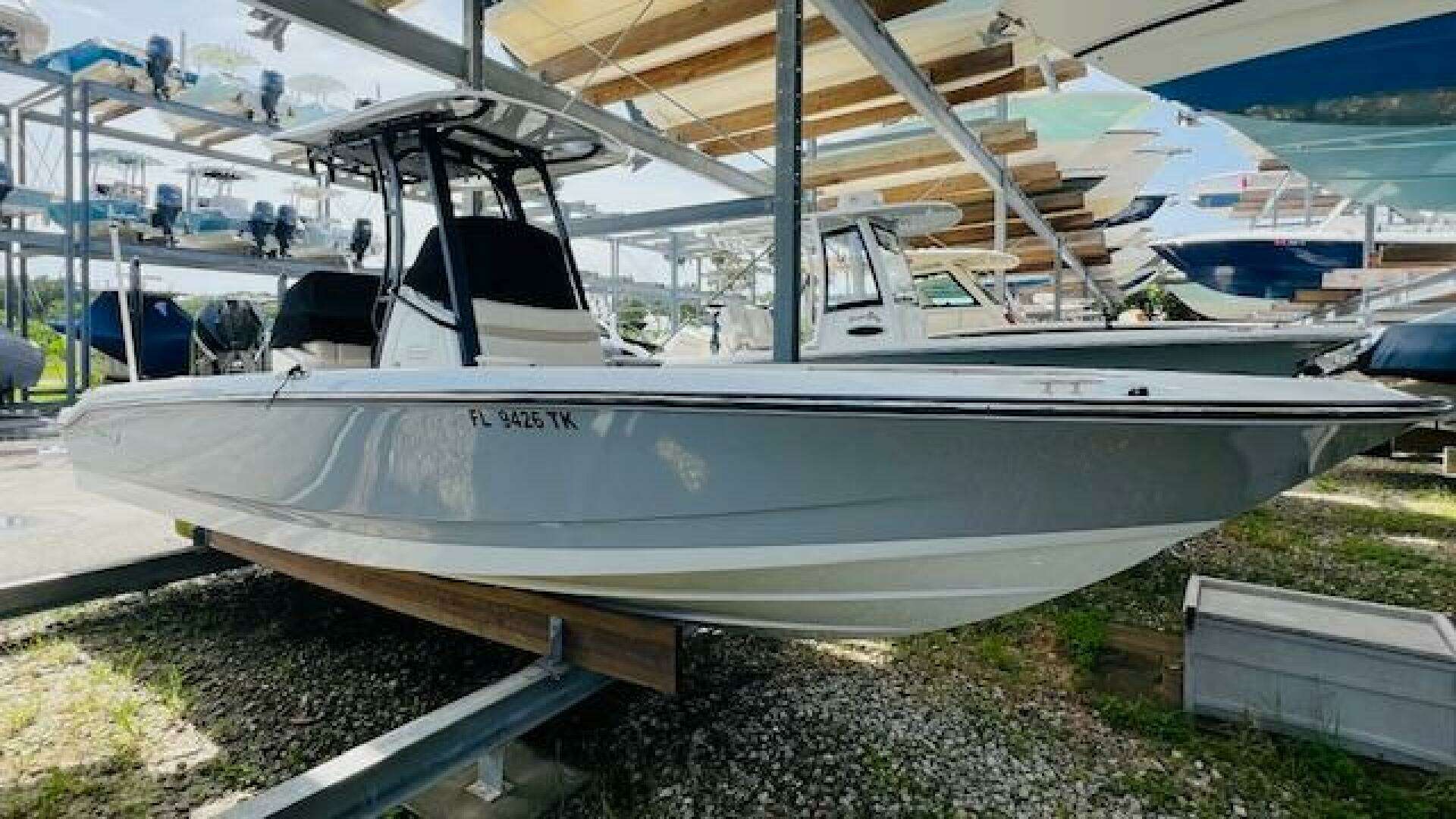 2023 26' Boston Whaler photo
