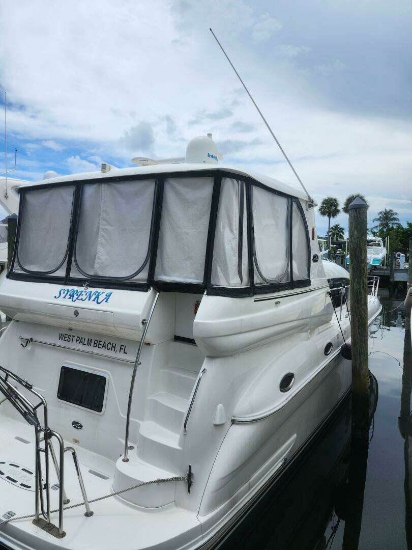 2003 50' Sea Ray photo
