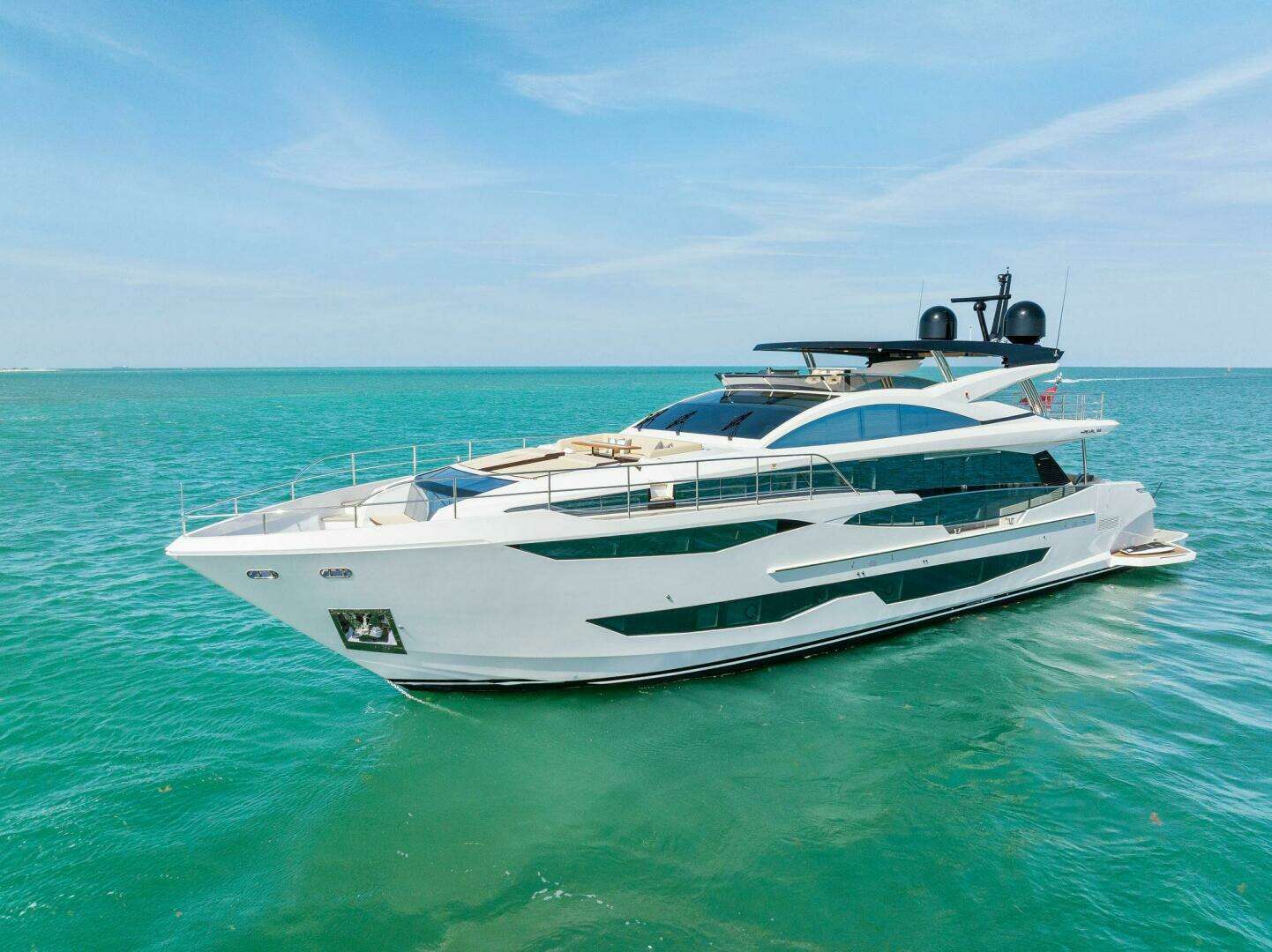2023 95' Pearl photo