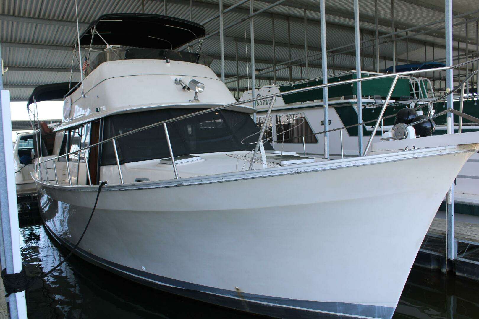 1986 40' Mainship photo