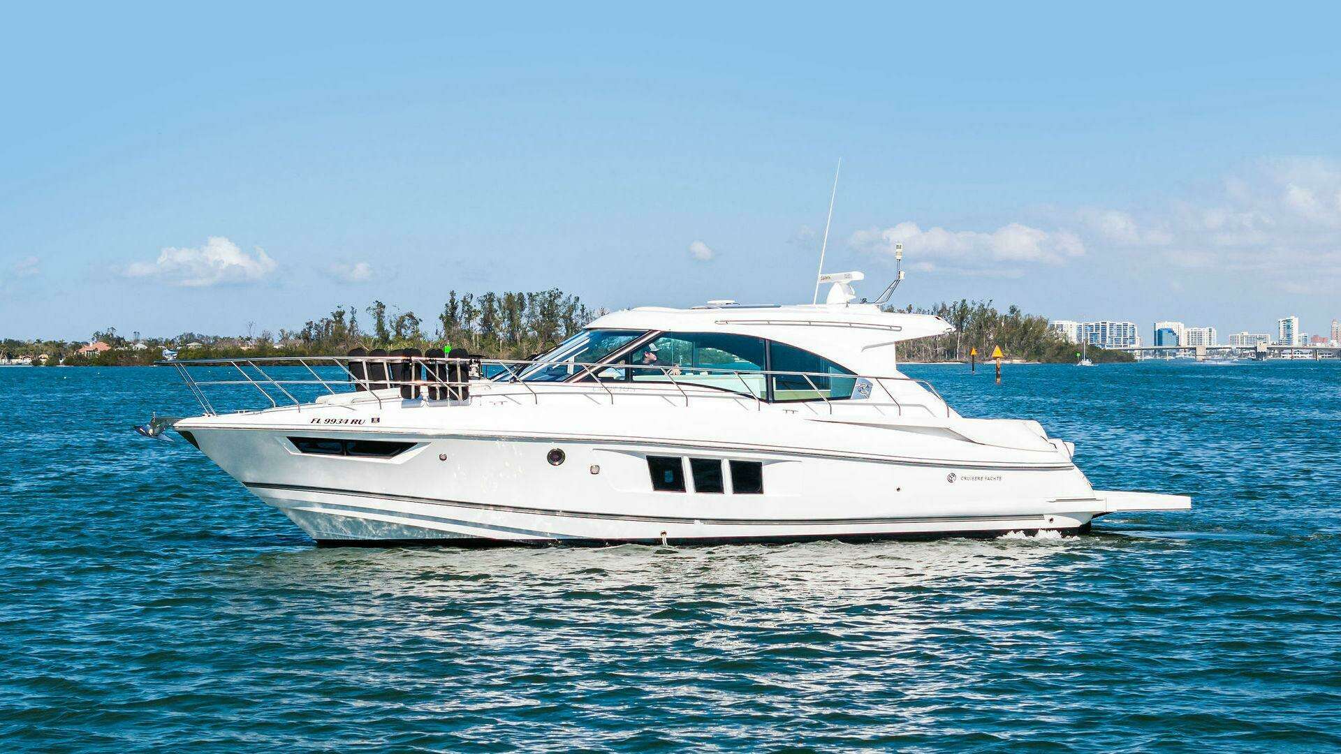 2019 45' Cruisers Yachts photo