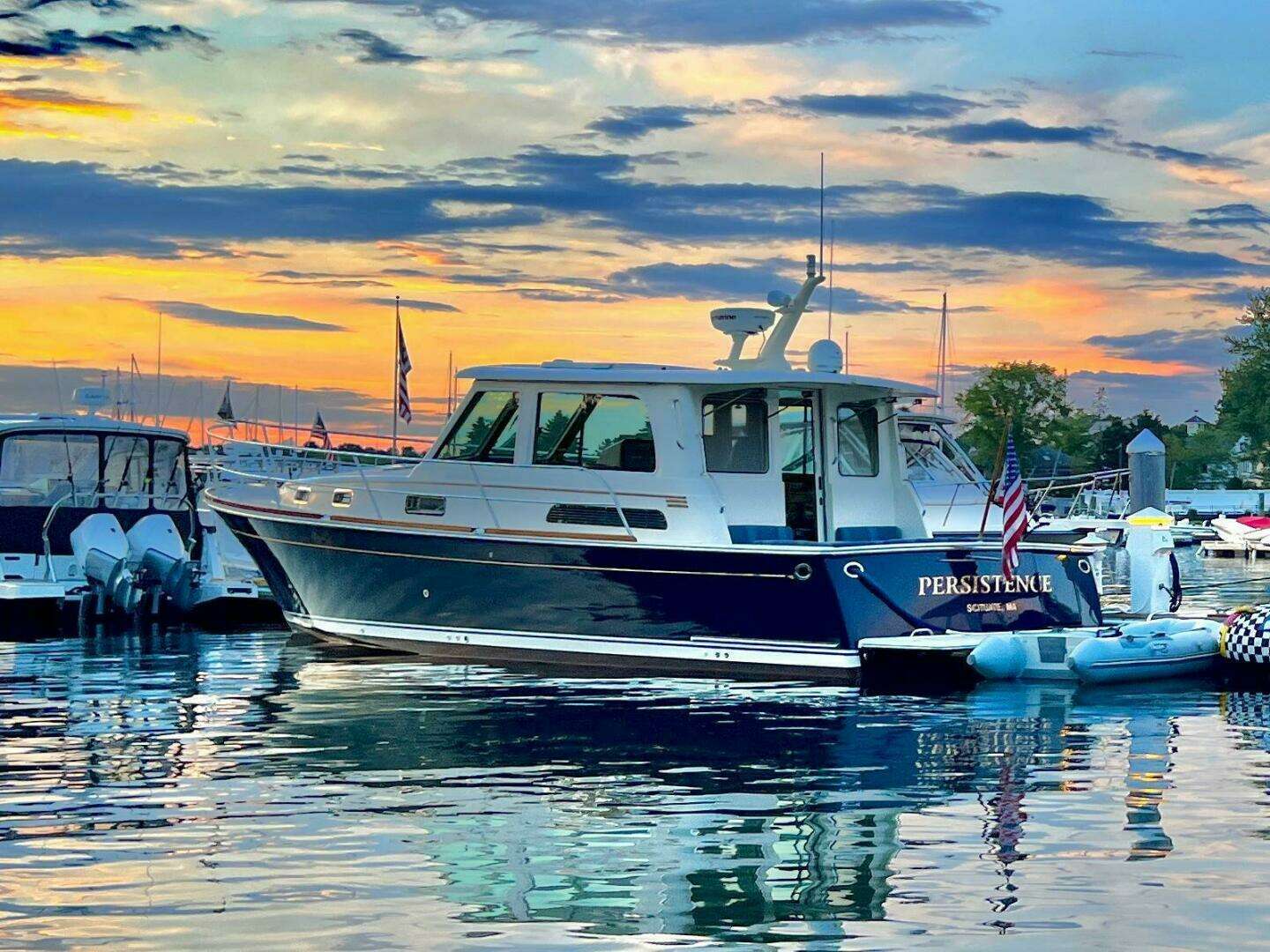 2011 40' Sabre photo