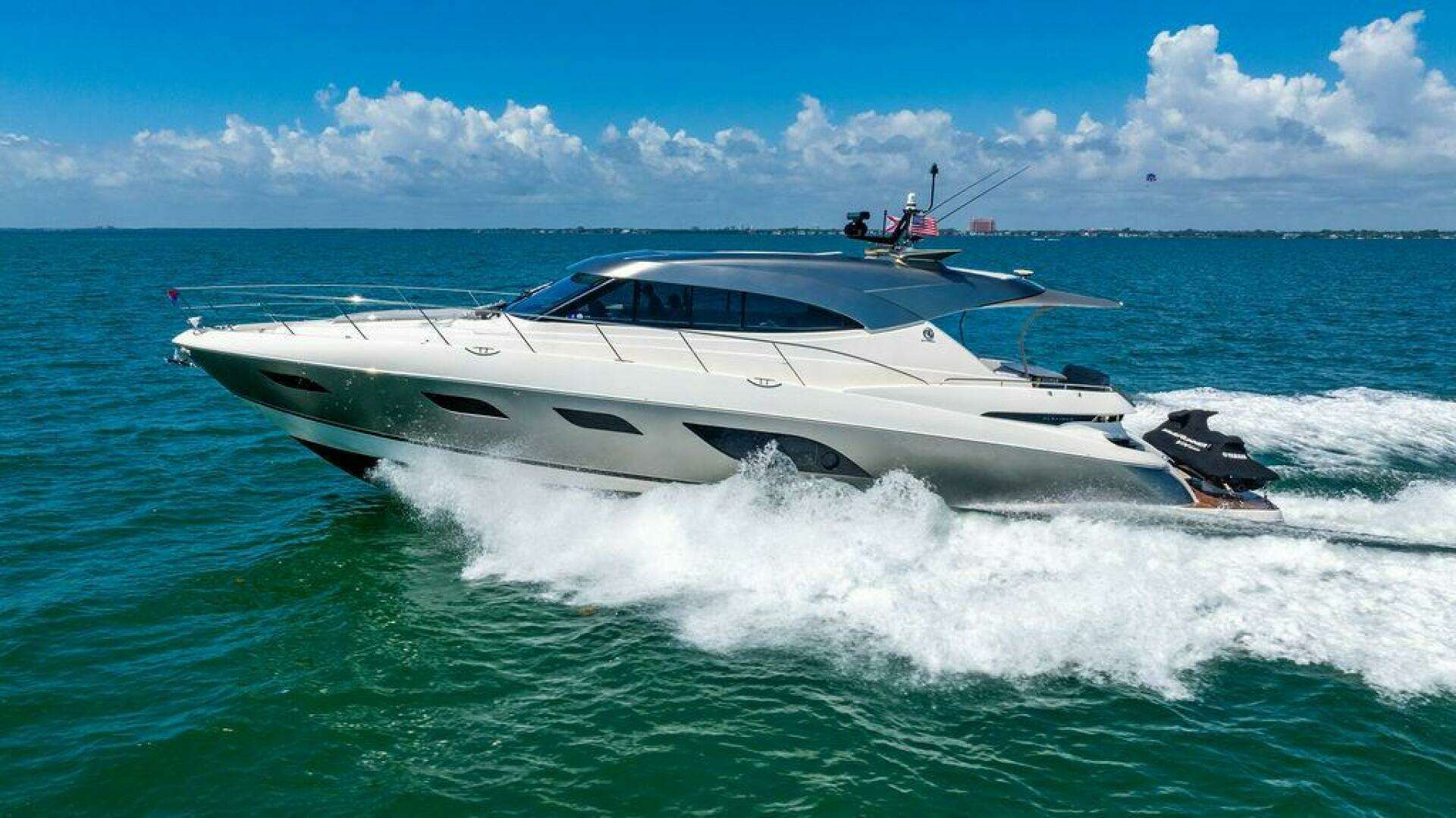 2024 60' Riviera photo