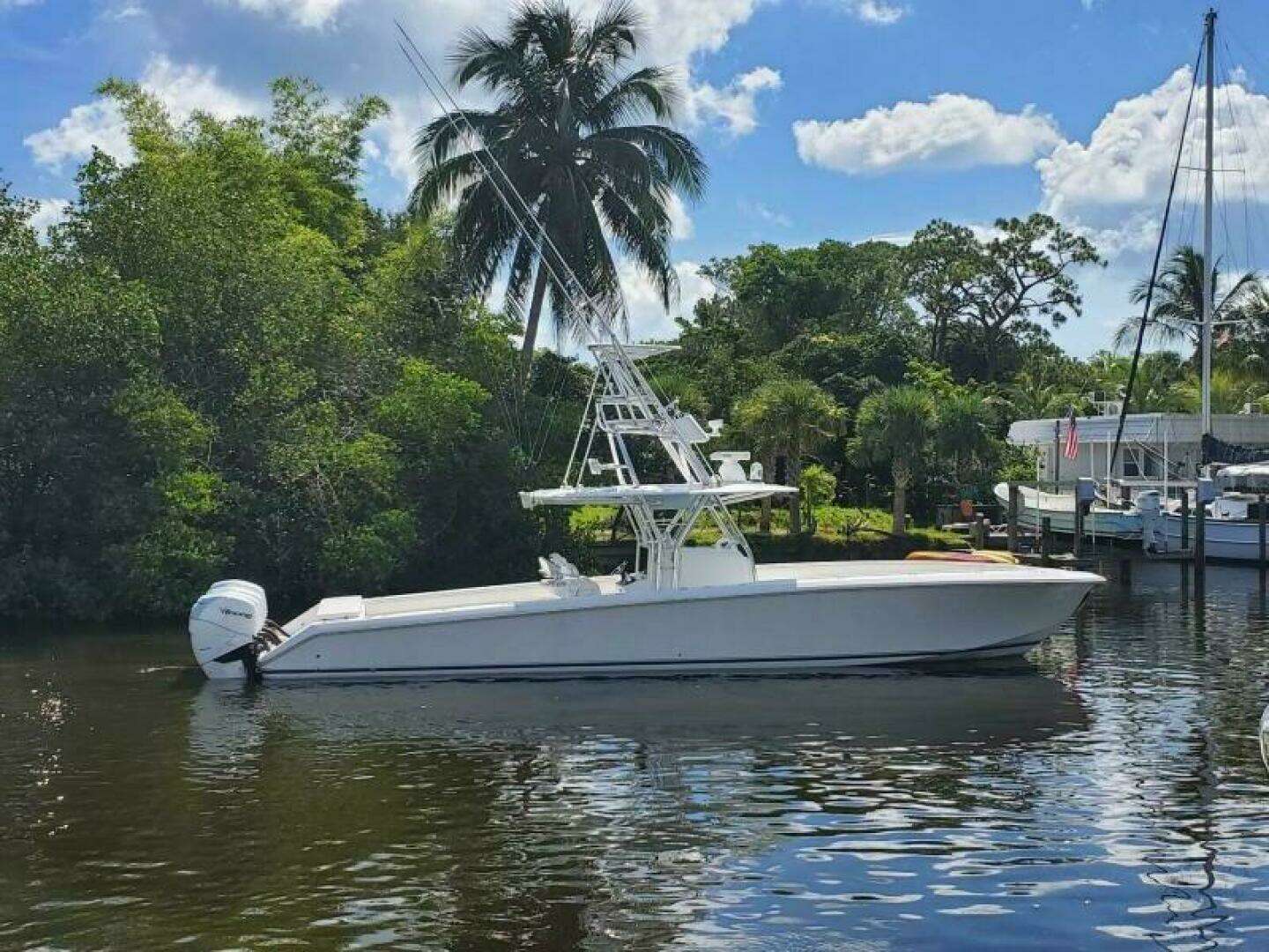 2014 41' Bahama photo