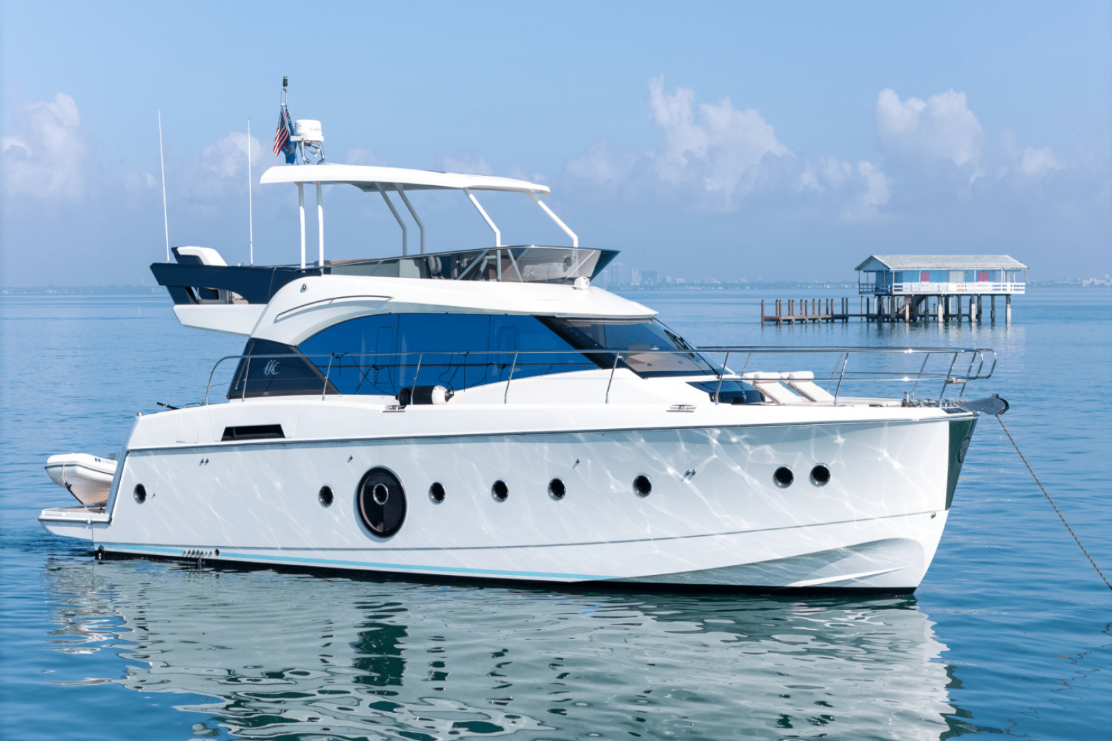 2019 60' Monte Carlo Yachts photo