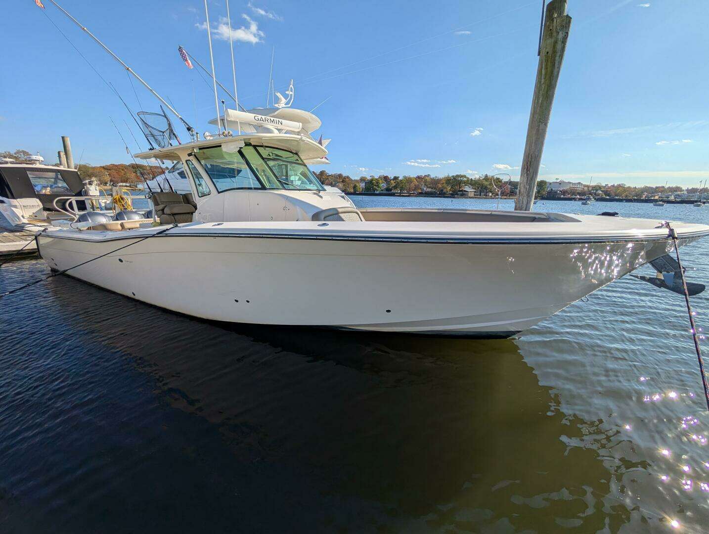 2012 37' Grady-White photo