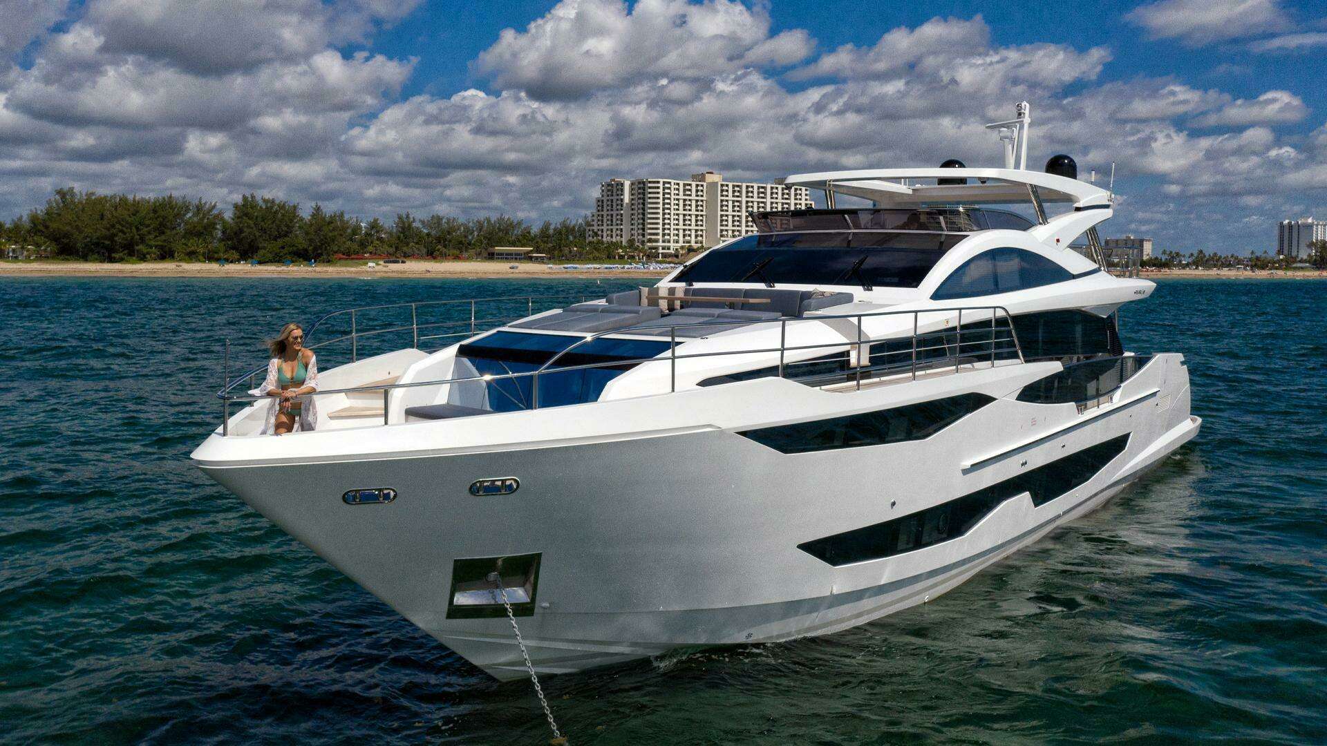 2020 95' Pearl photo