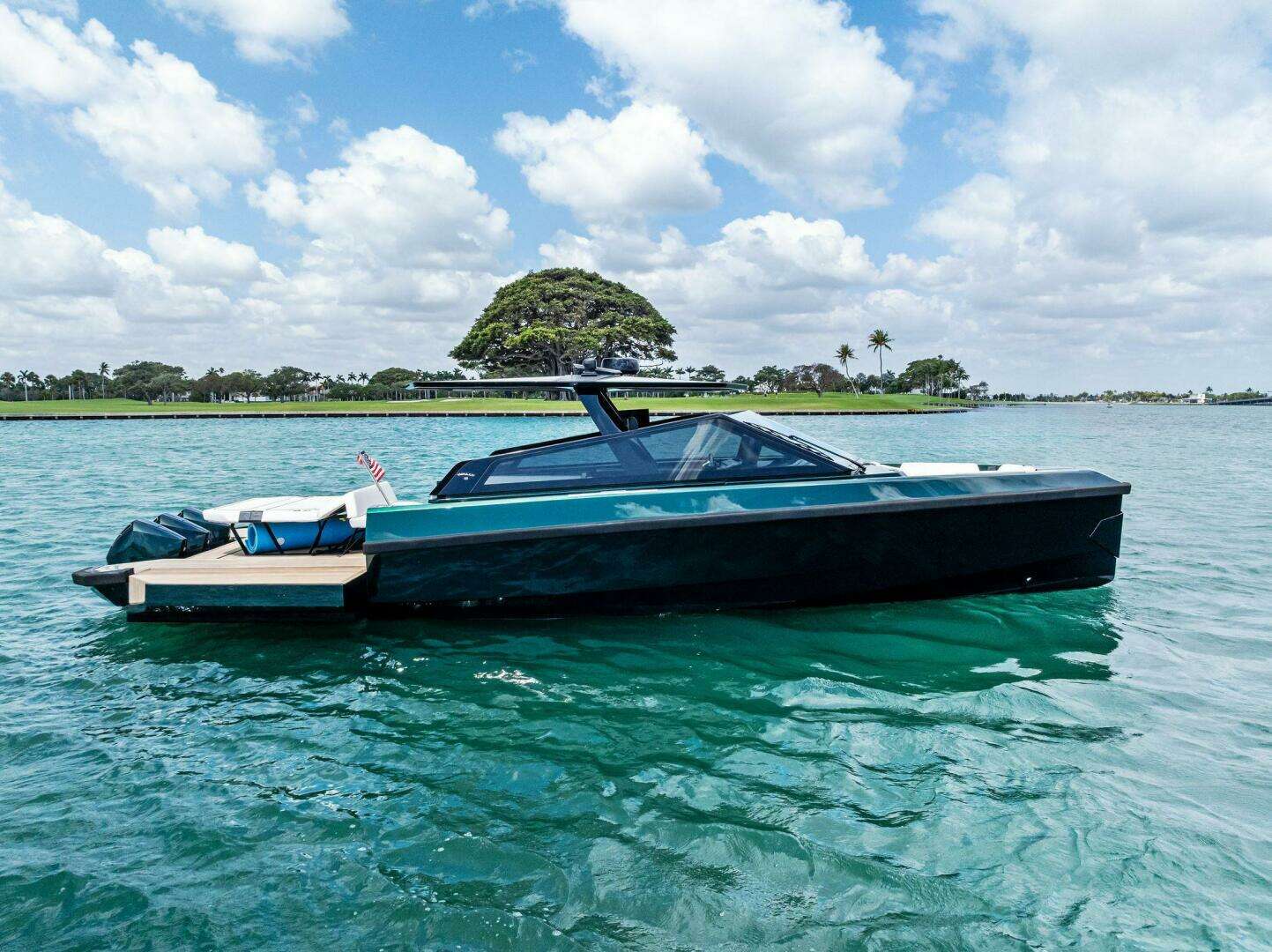 2023 43' Wally photo