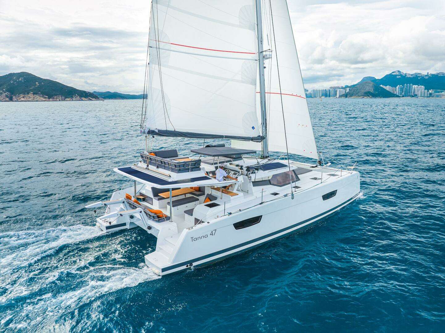 2025 45' Fountaine Pajot photo
