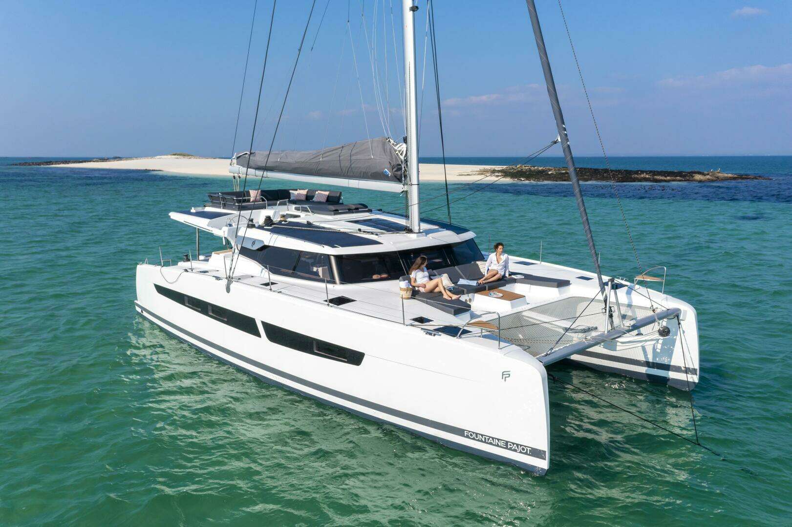 2025 66' Fountaine Pajot photo
