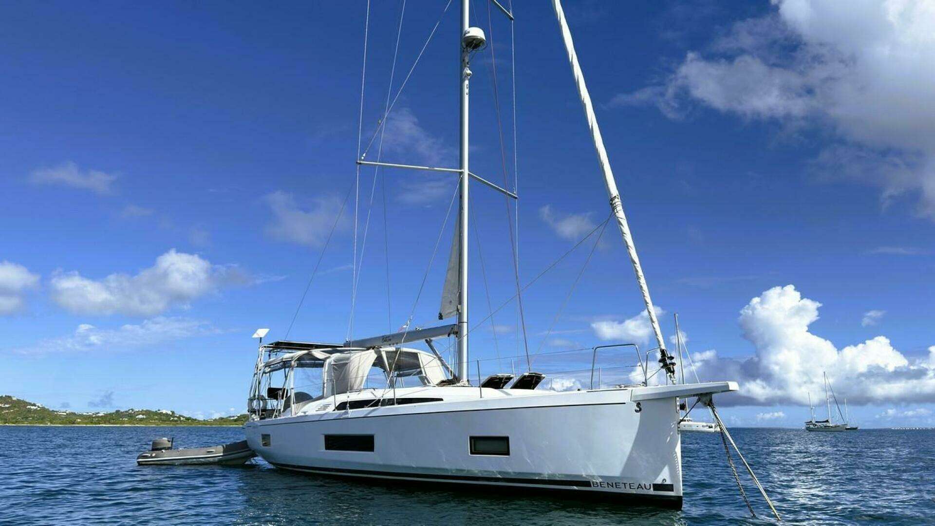 2020 47' Beneteau photo