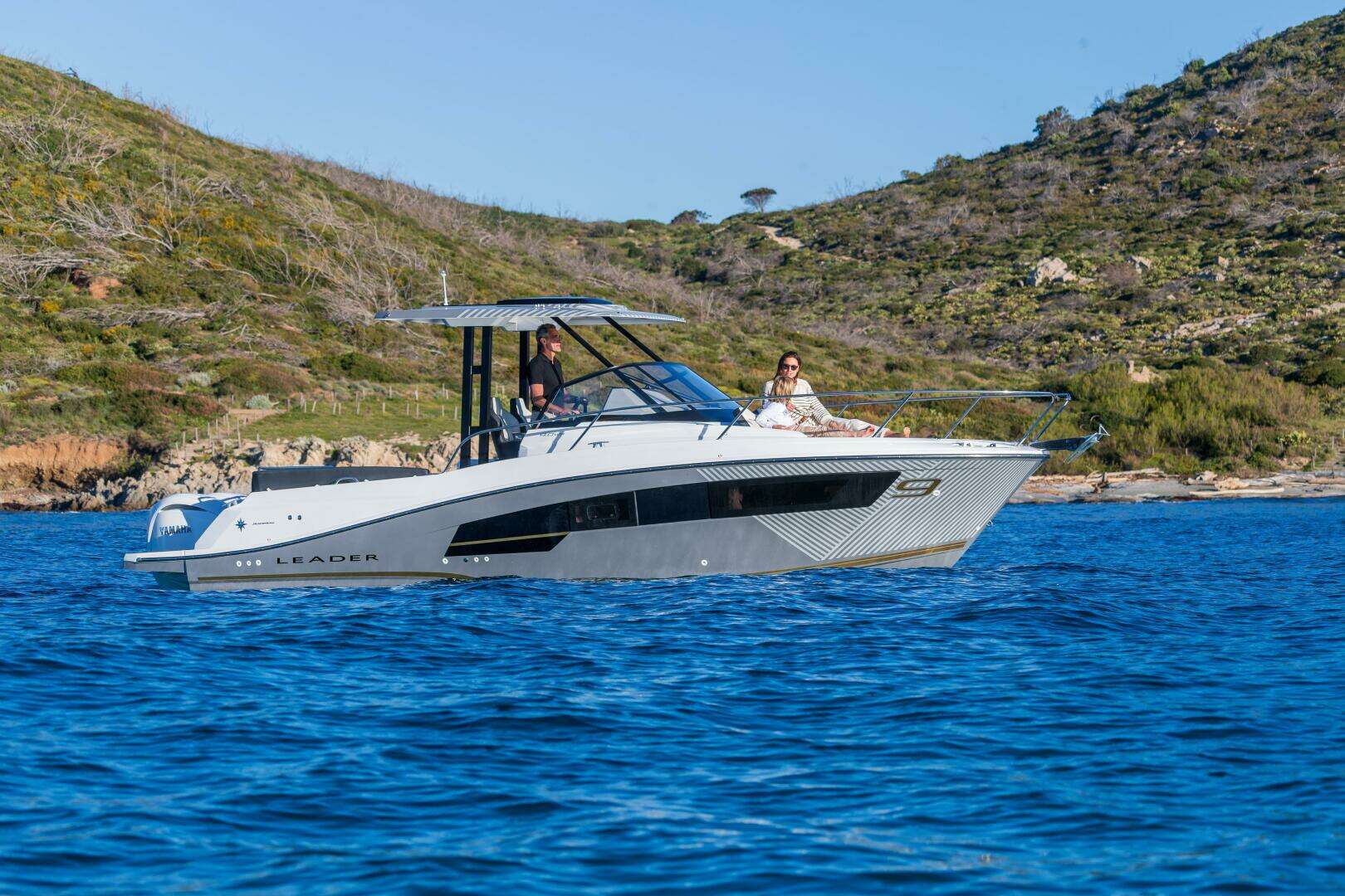 2024 30' Jeanneau photo
