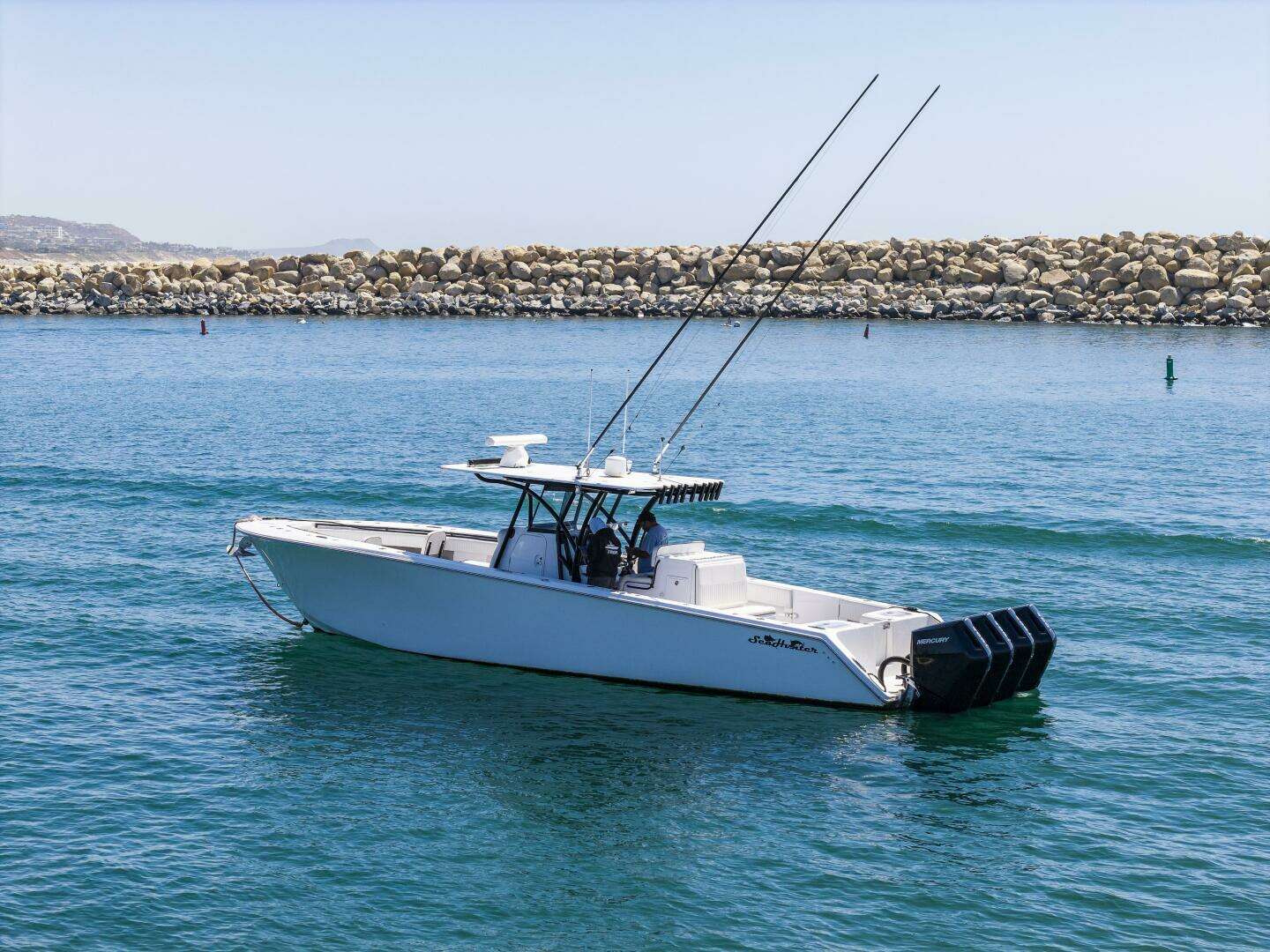 2019 39' SeaHunter photo