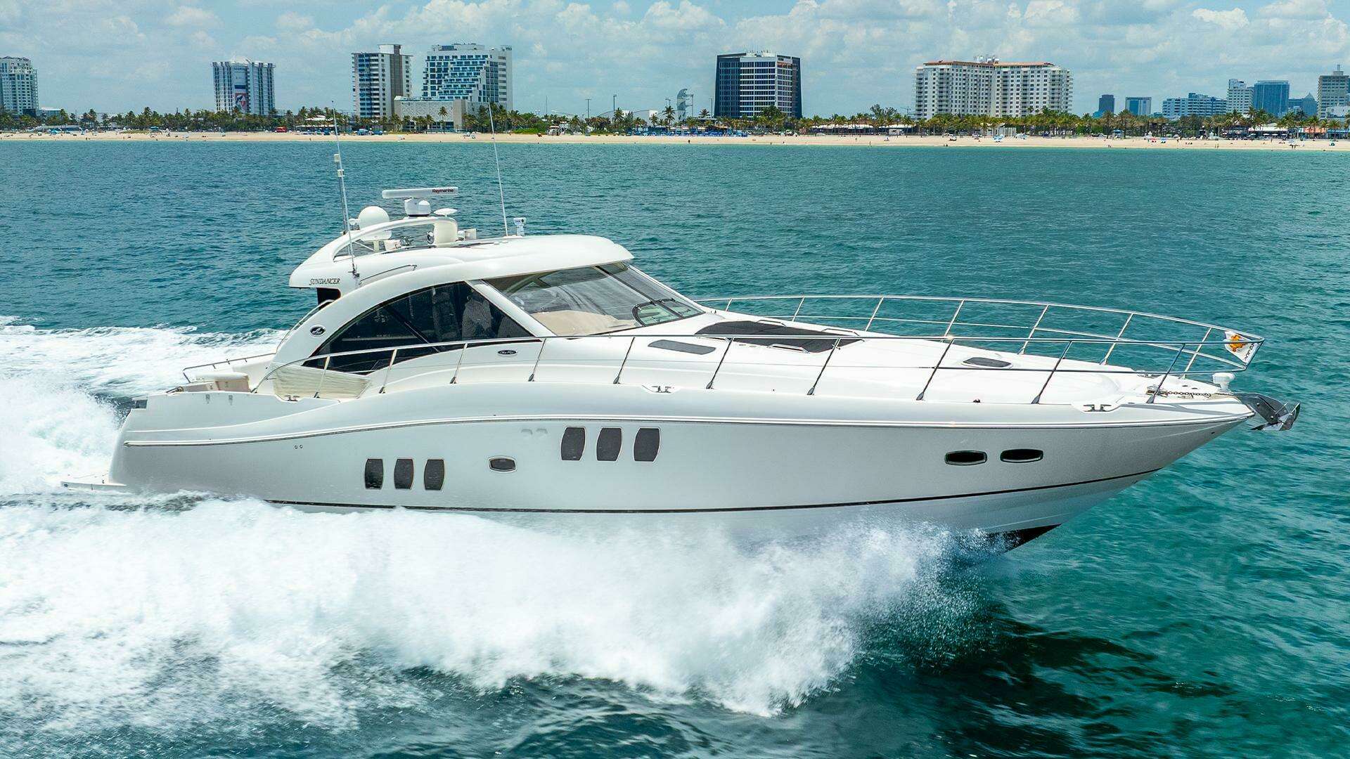 2008 60' Sea Ray photo