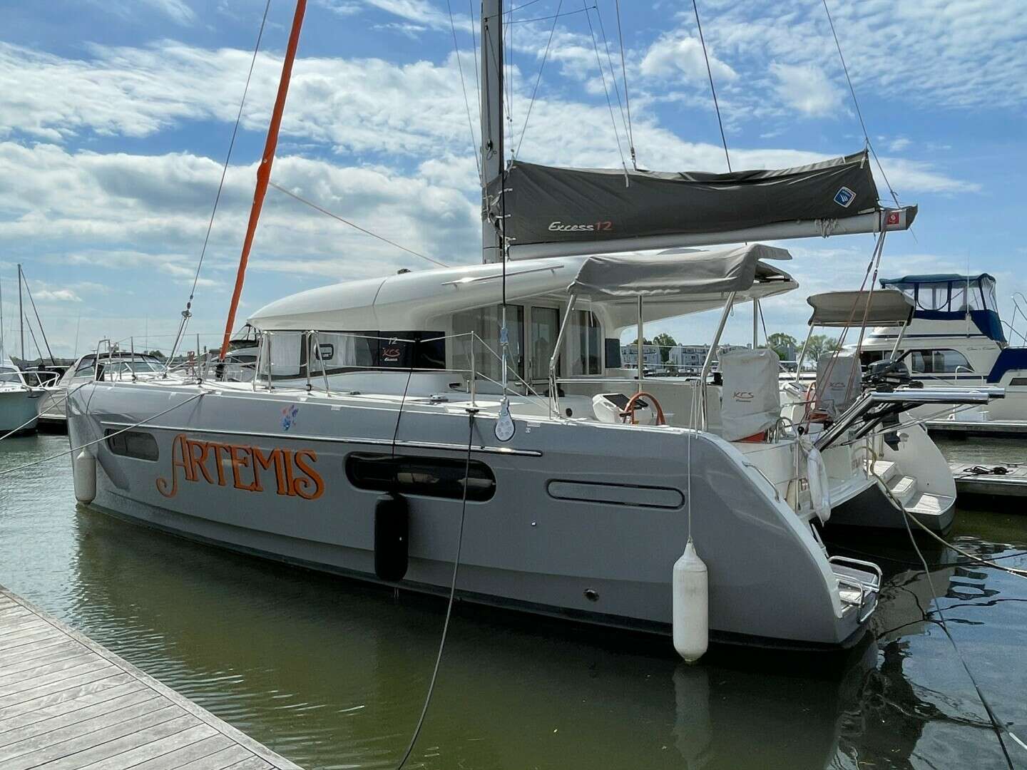 2022 39' Excess photo