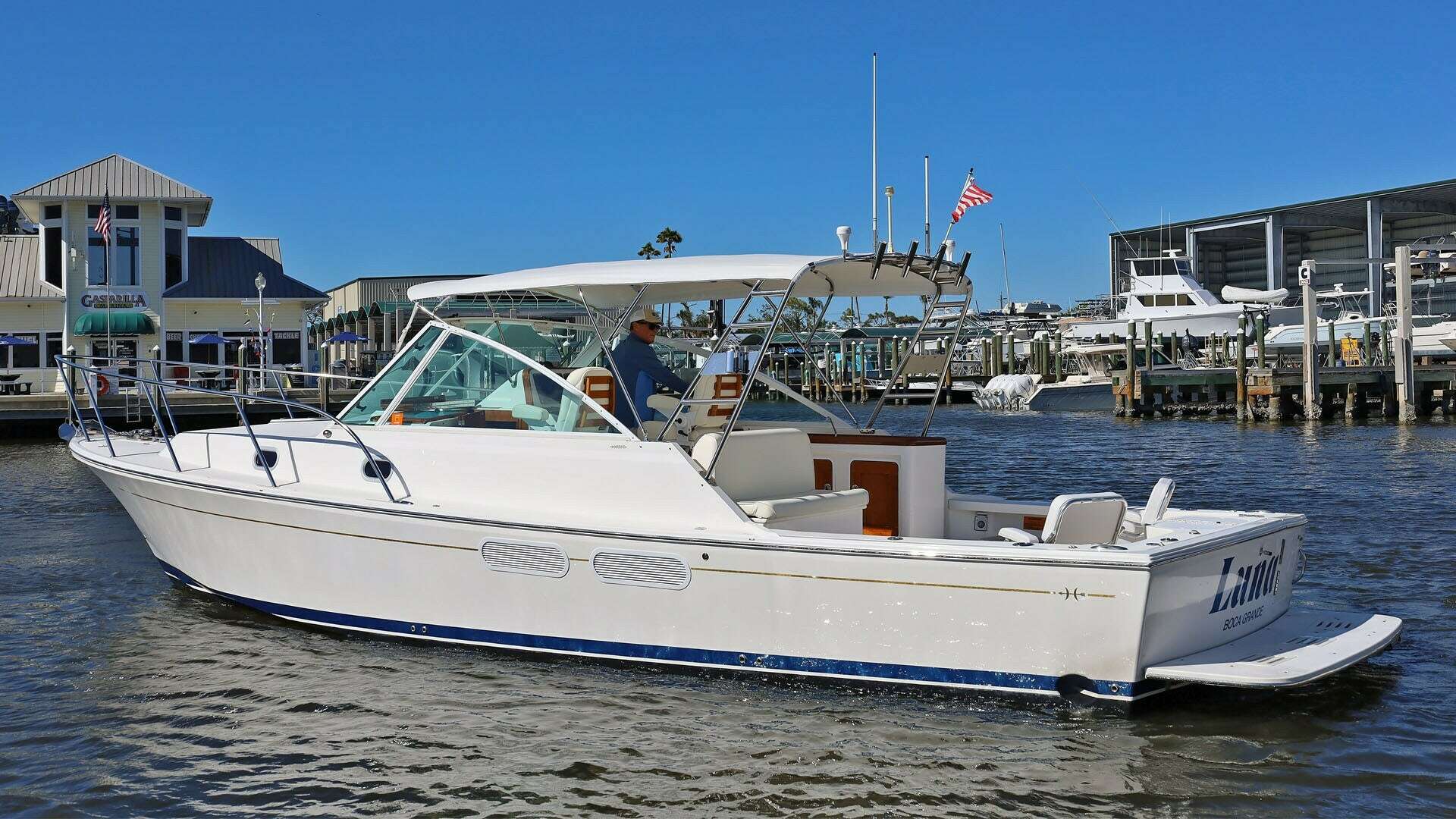 2013 36' Hunt Yachts photo
