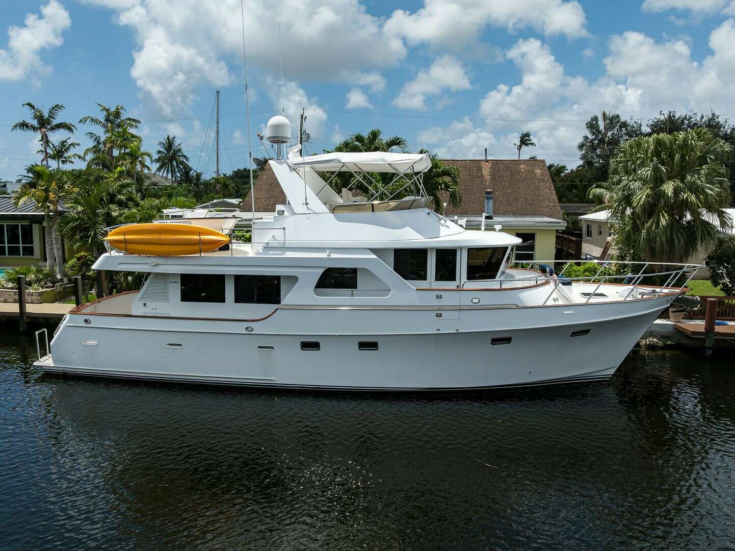 2001 60' Ocean Alexander photo