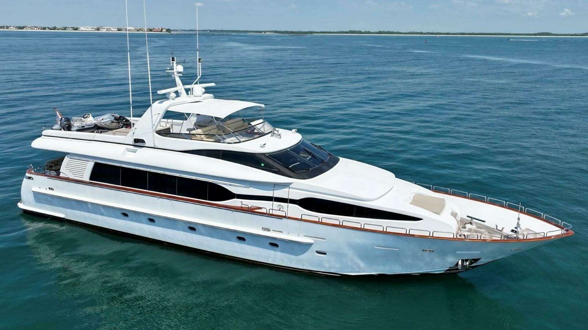 2001 98' Destiny photo