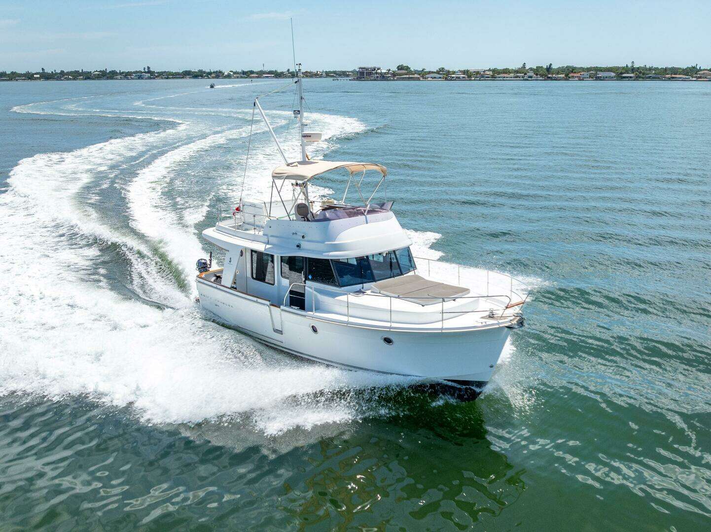 2015 34' Beneteau photo