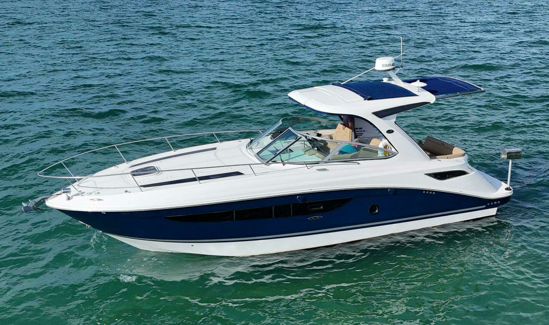 2019 35' Sea Ray photo
