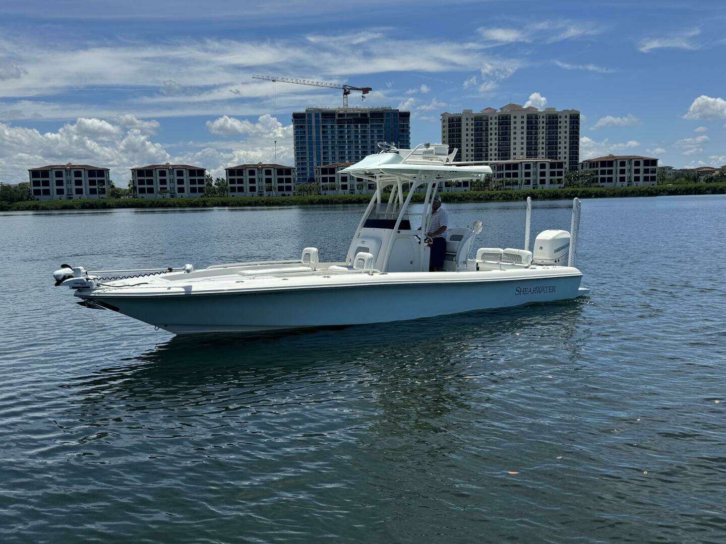 2018 27' ShearWater photo