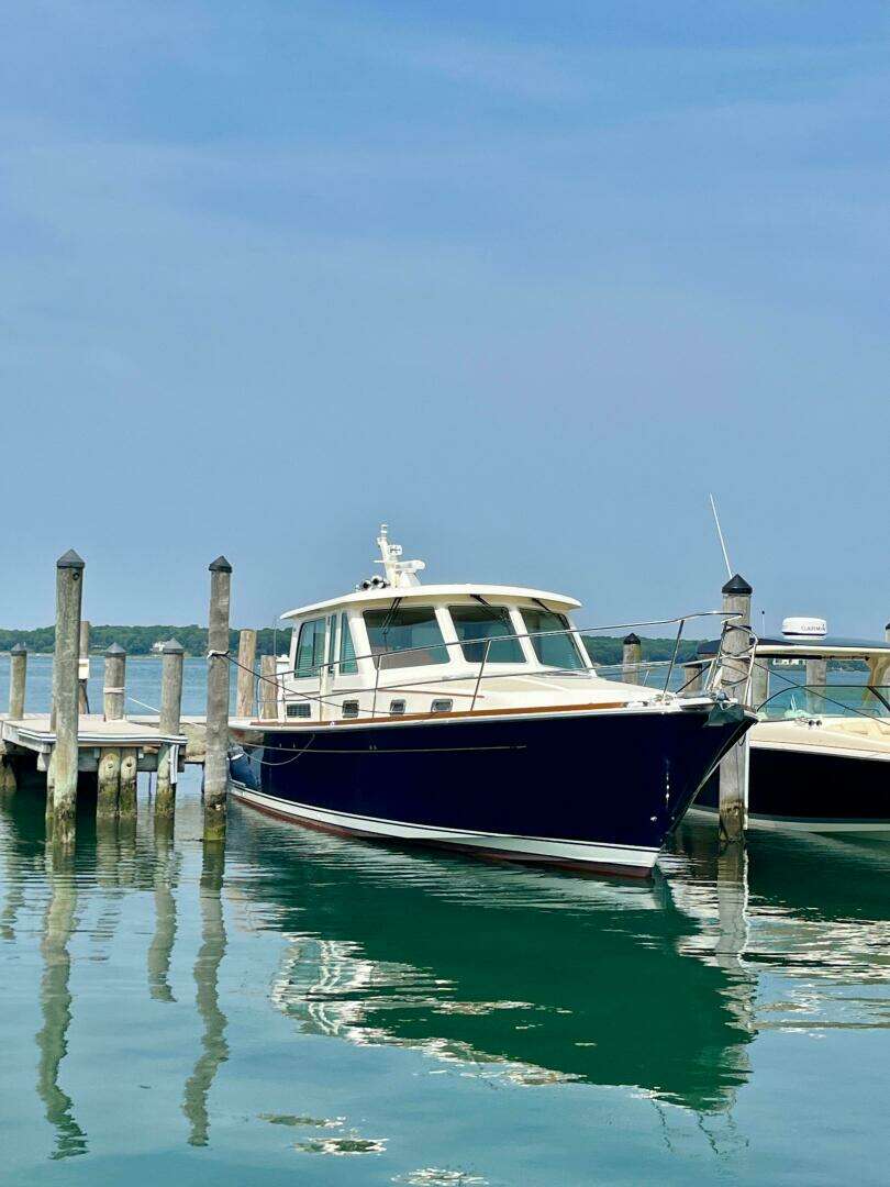 2010 40' Sabre photo