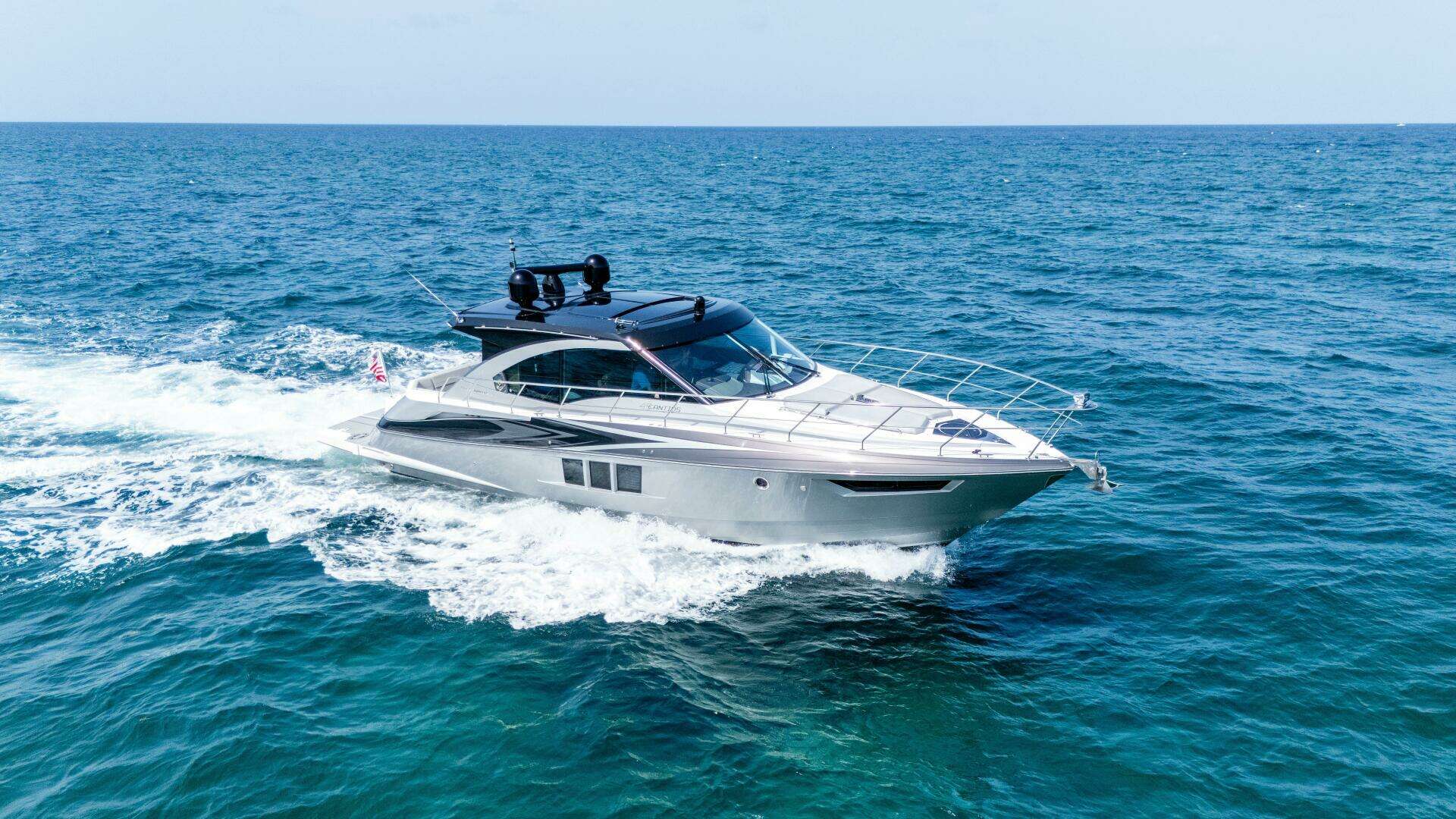 2014 45' Cruisers Yachts photo