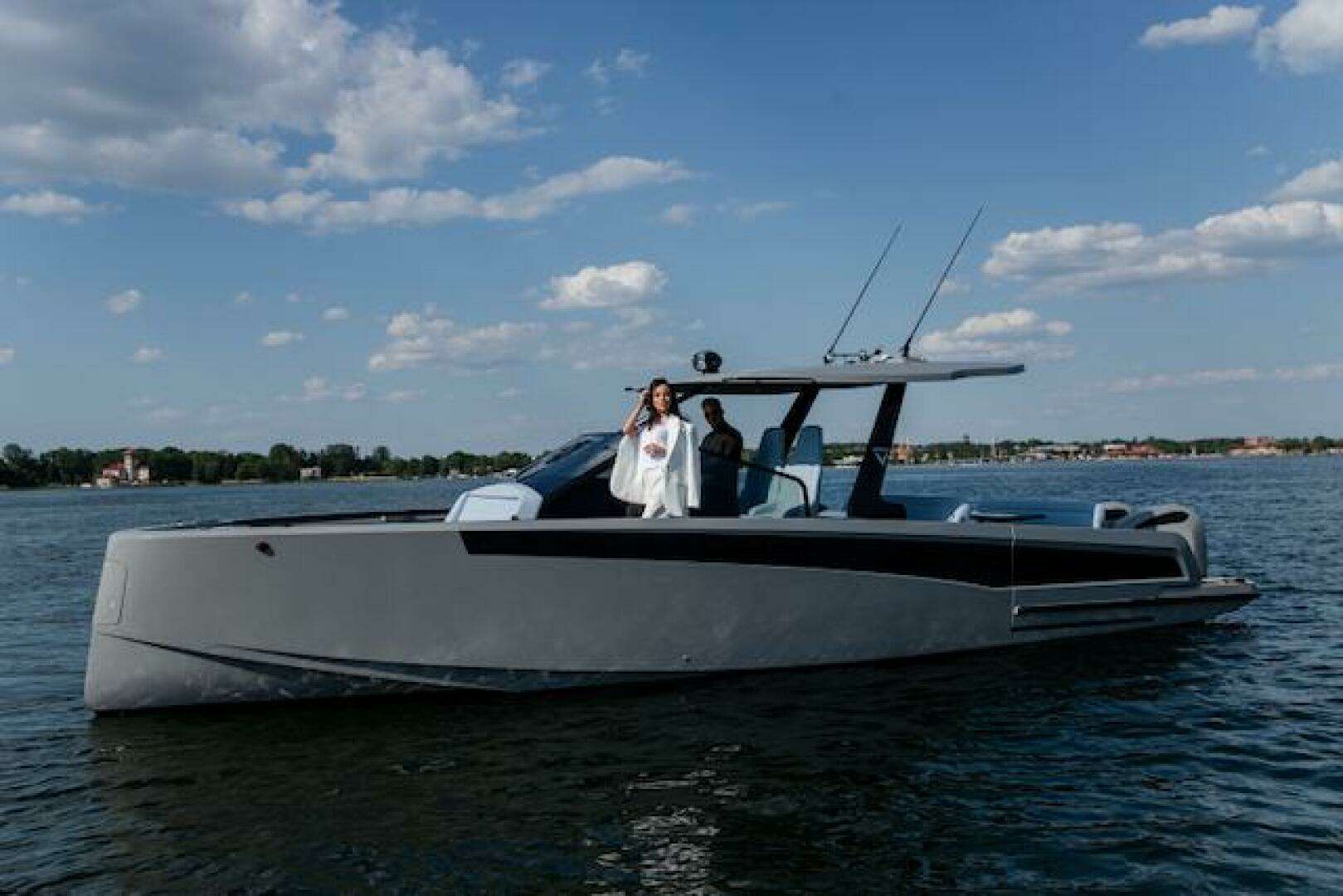2026 32' Virtue photo