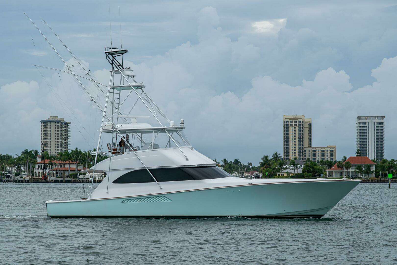 2009 60' Viking photo