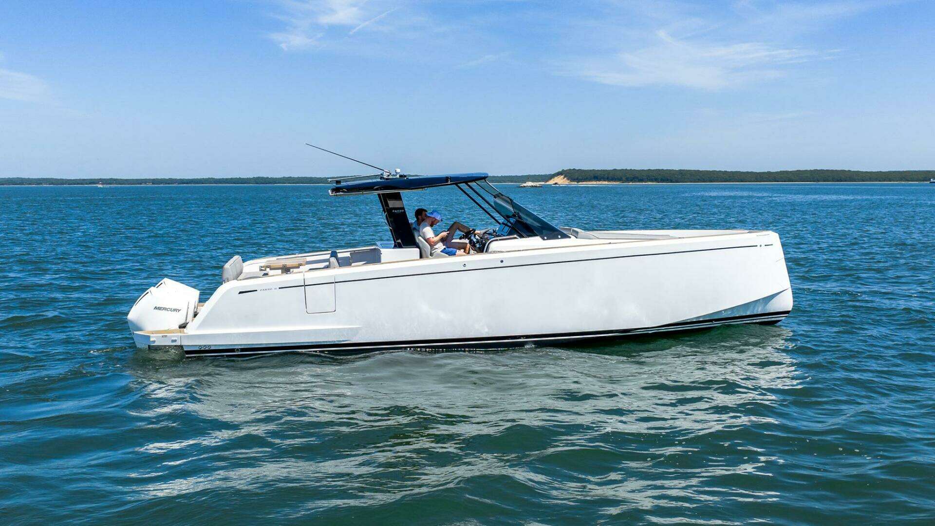 2023 38' Pardo Yachts photo