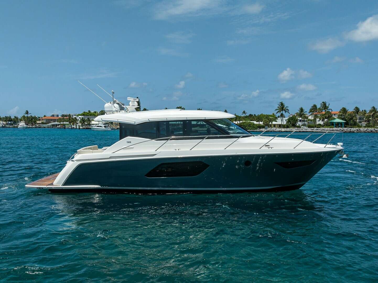 2023 49' Tiara Yachts photo