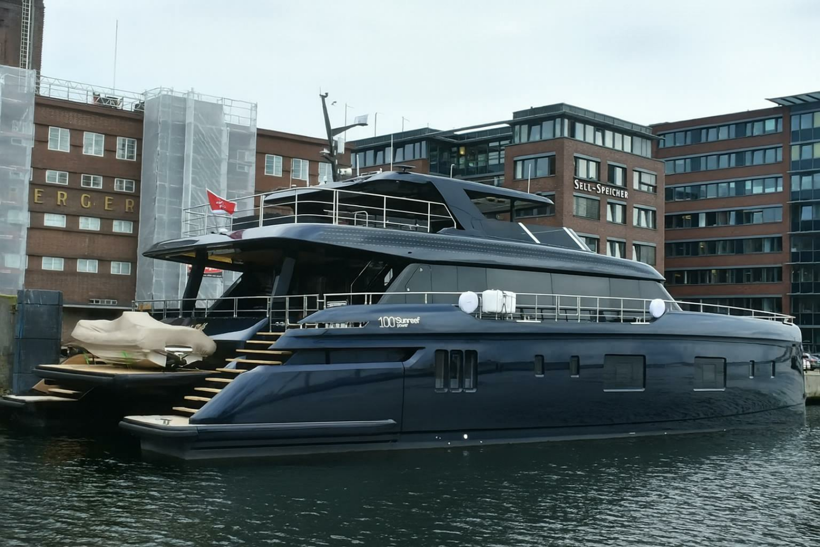 2025 100' SUNREEF YACHTS photo