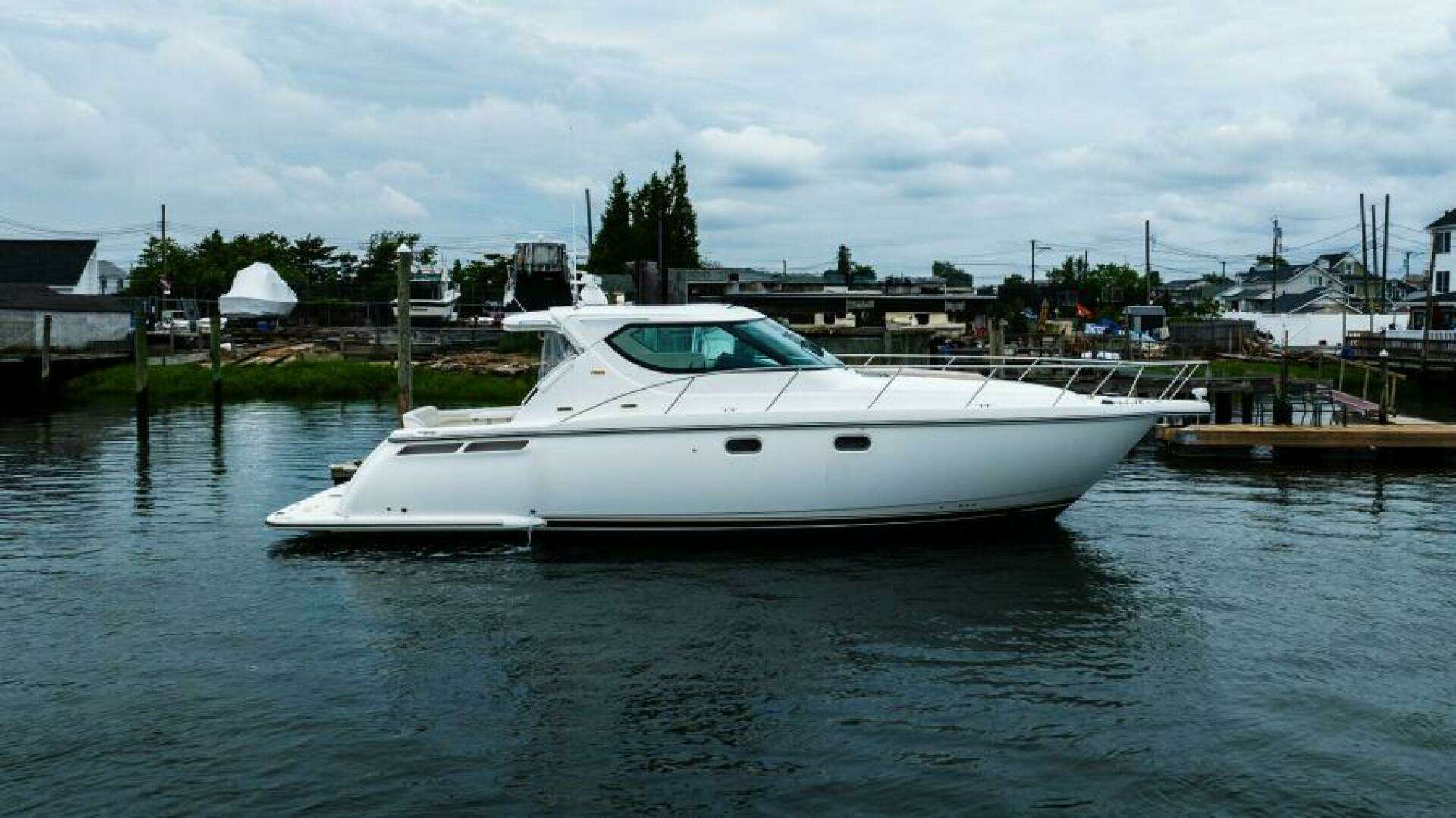 2007 43' Tiara Yachts photo