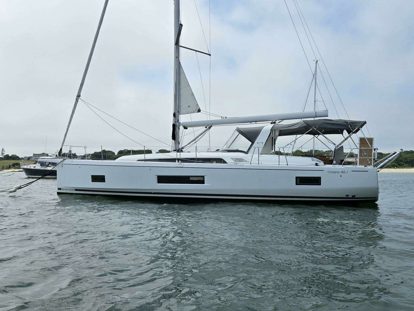 2019 46' Beneteau photo