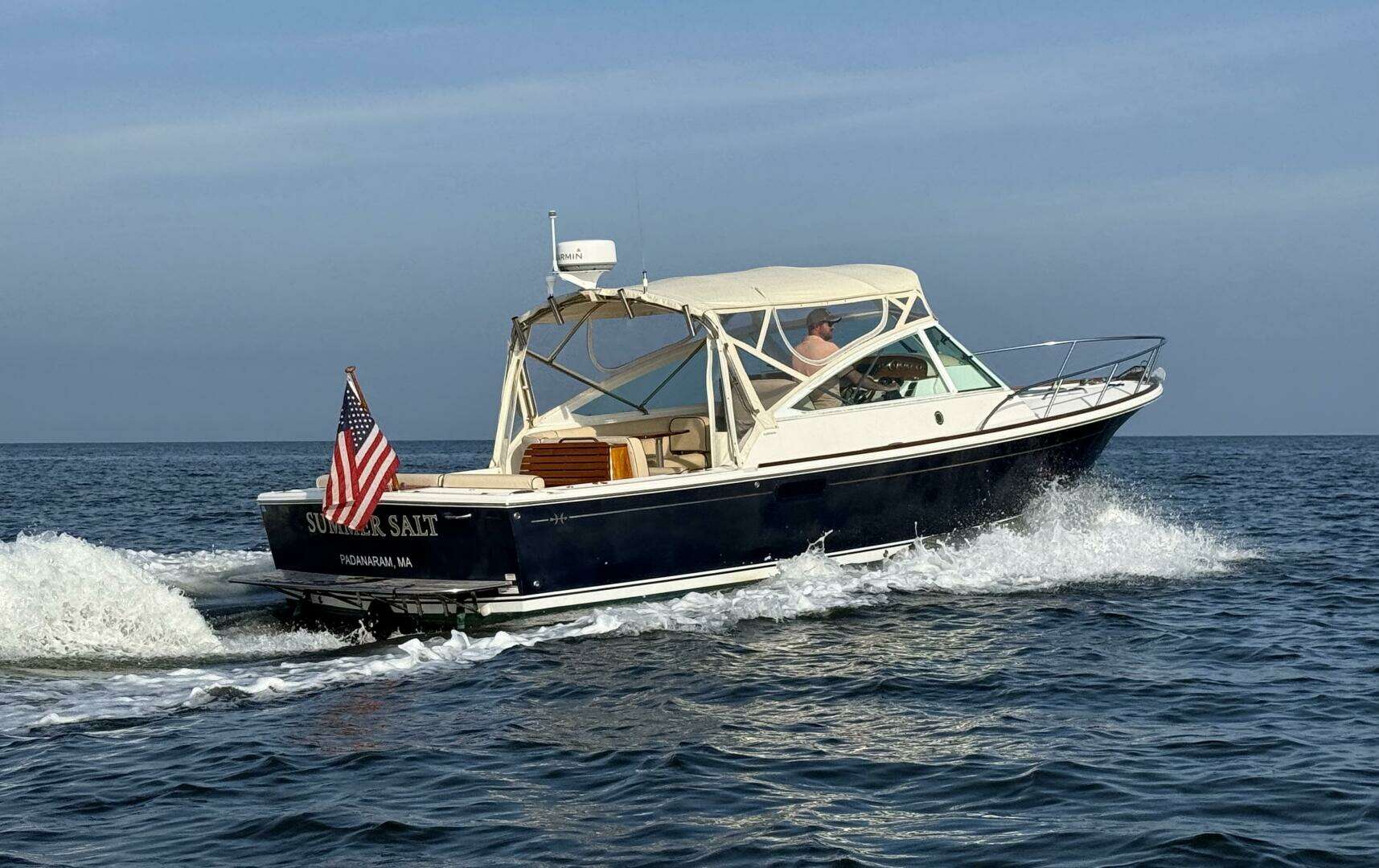 2009 29' Hunt Yachts photo