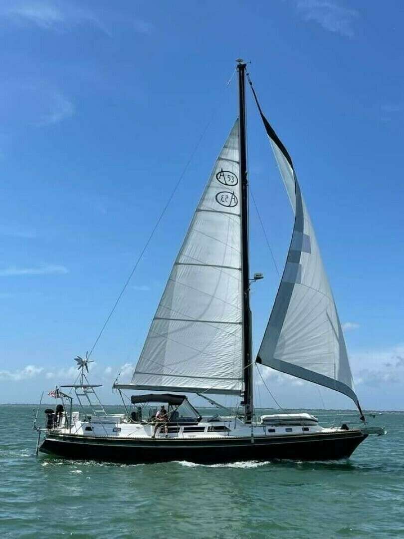 1989 53' Antigua photo