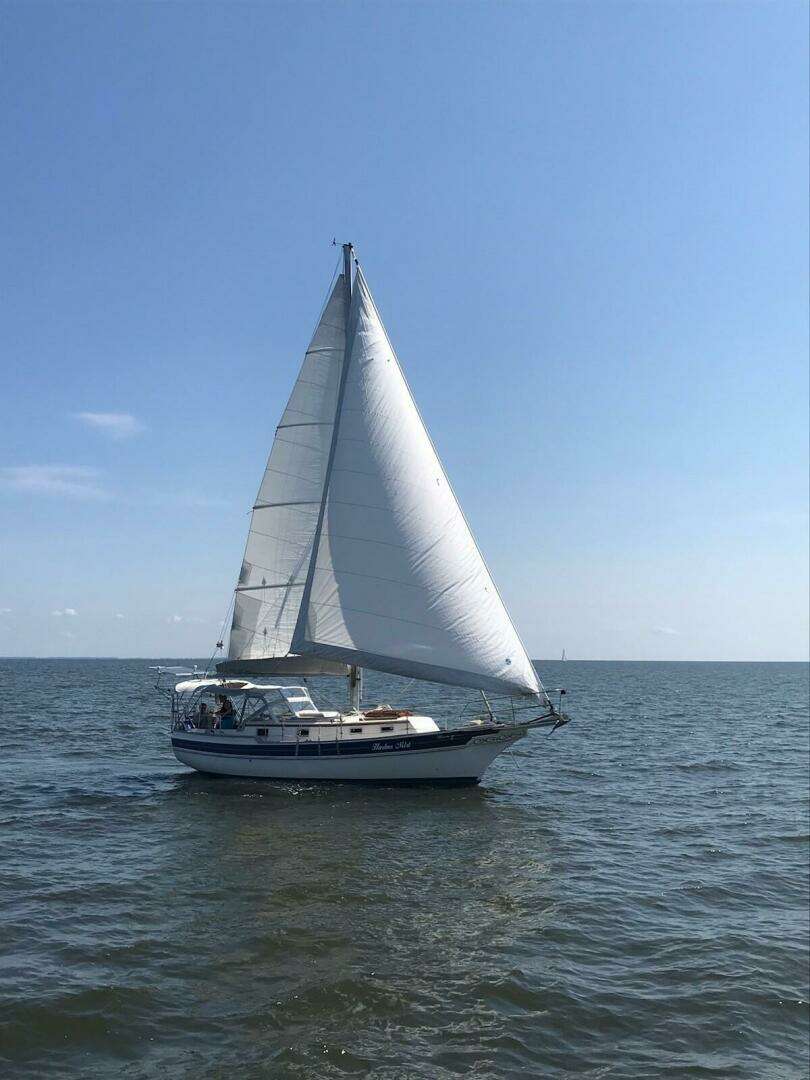 1990 31' Gozzard photo