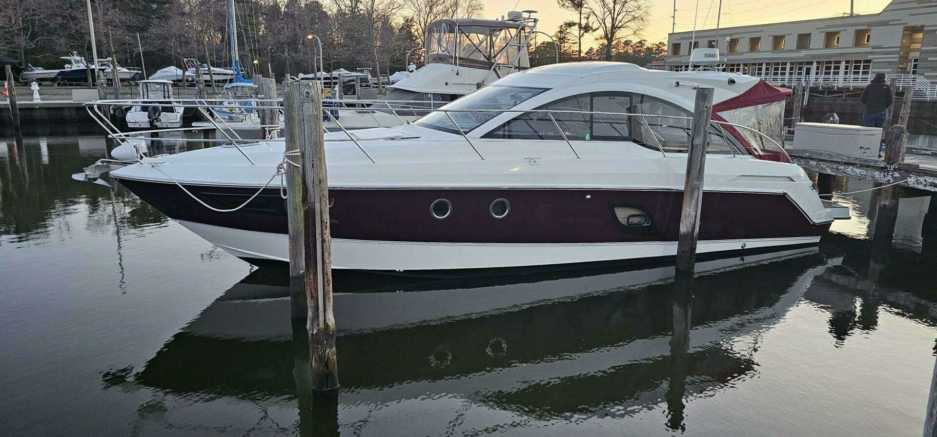 2015 38' Beneteau photo