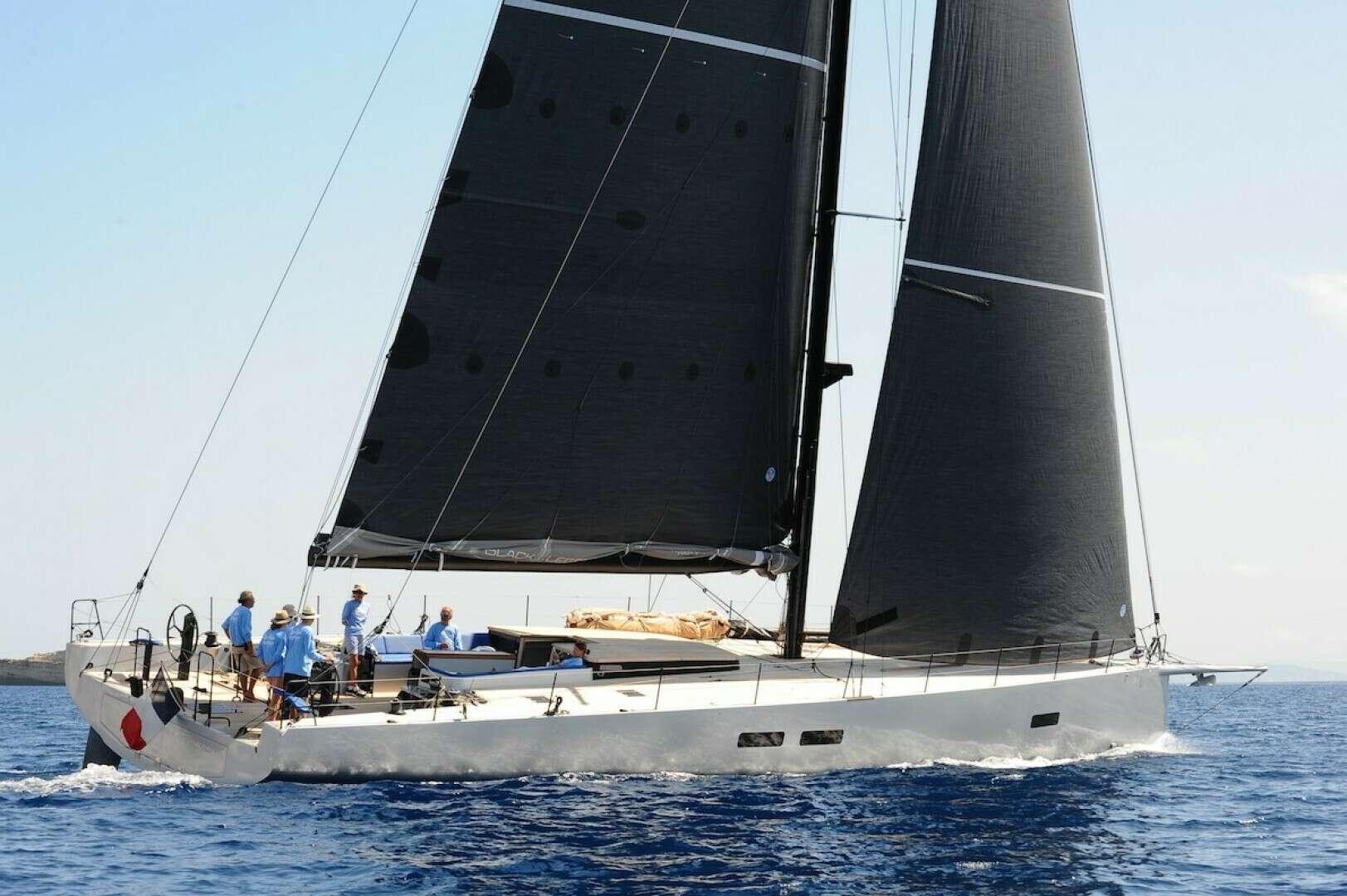 2026 82' Black Pepper photo