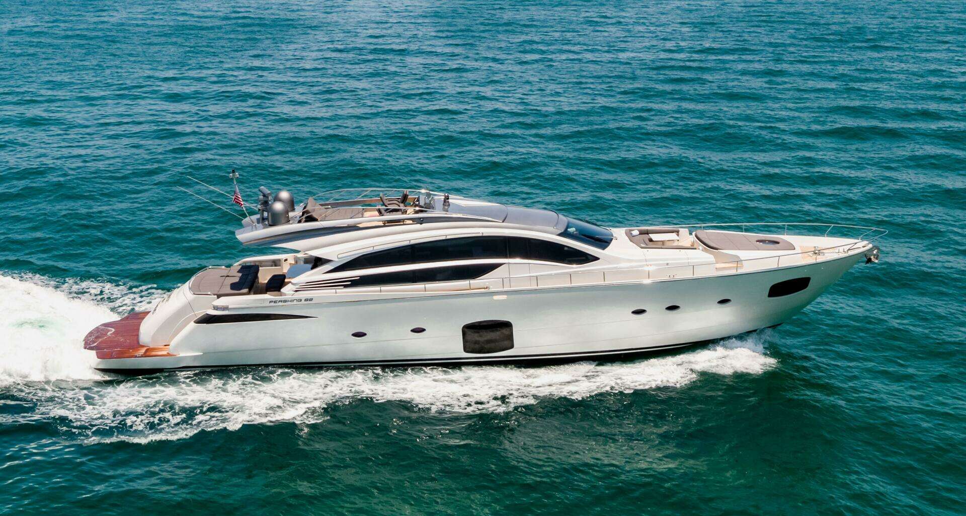 2017 82' Pershing photo