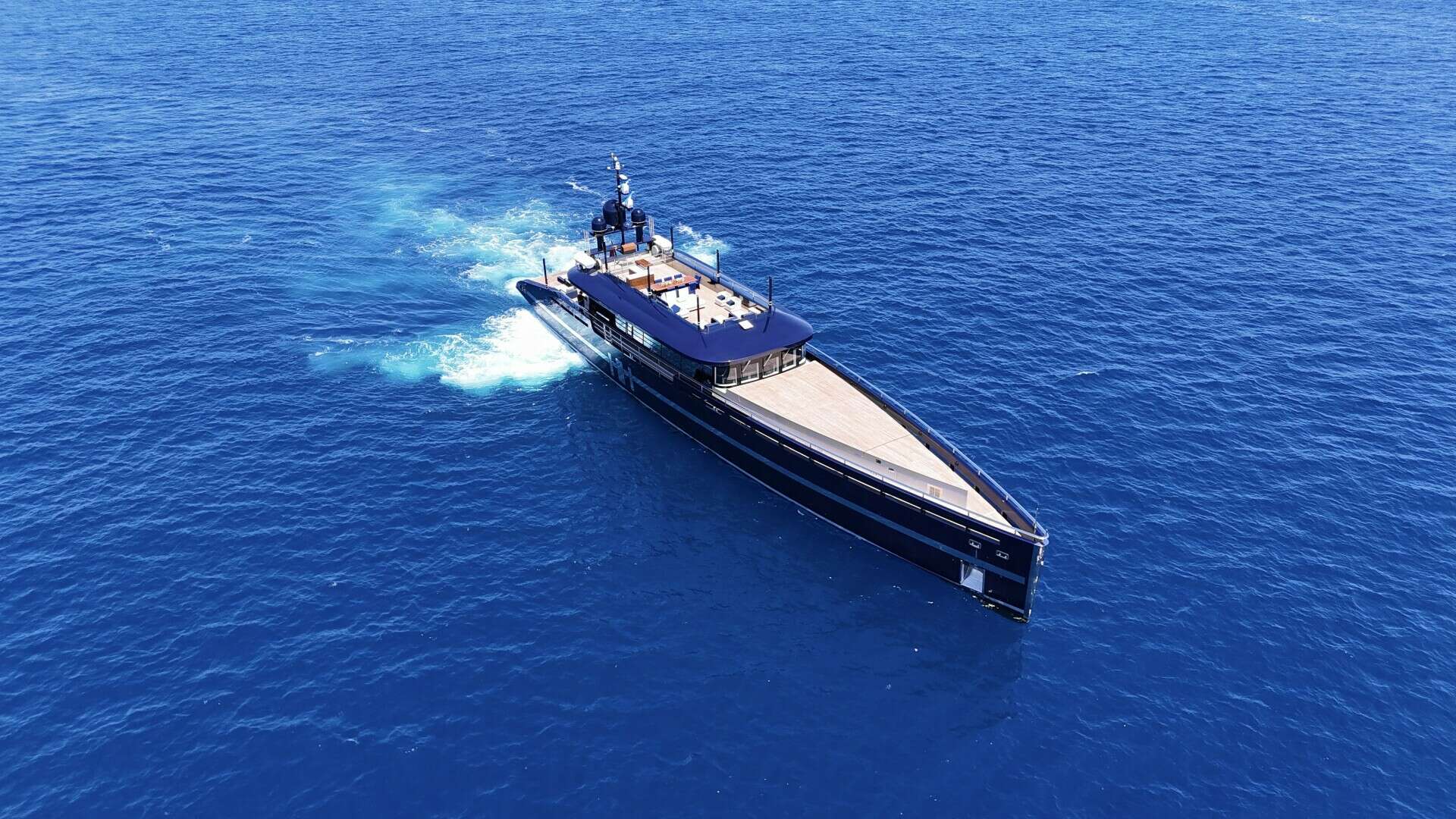 2009 144' Custom photo