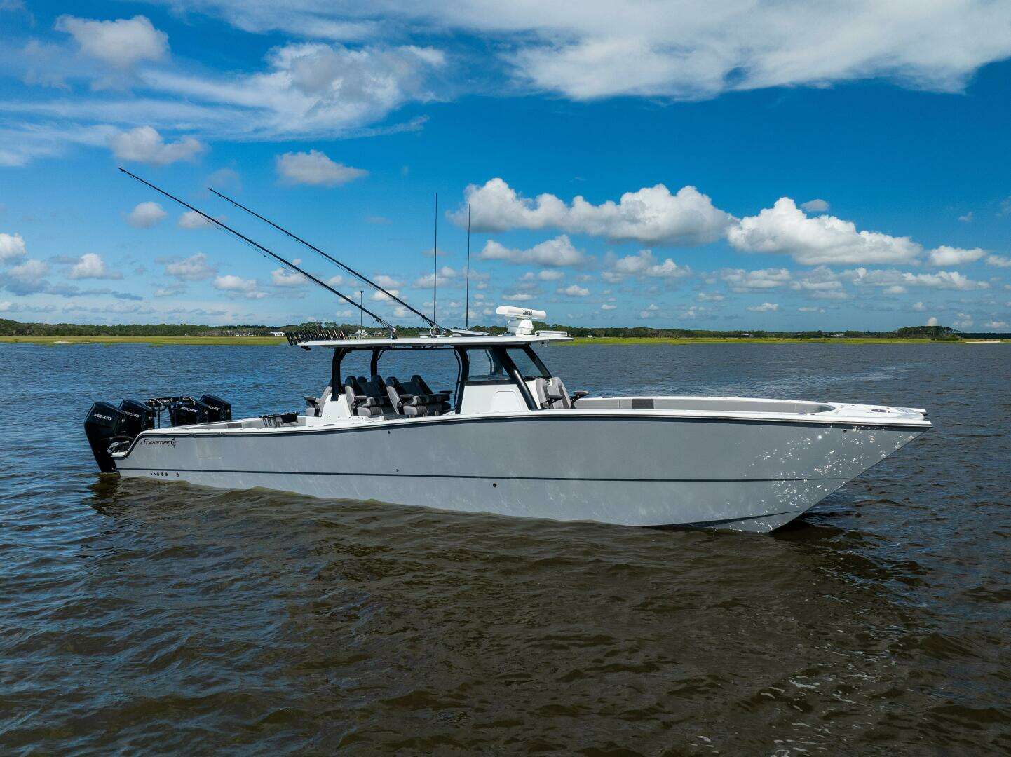 2023 47' Freeman photo