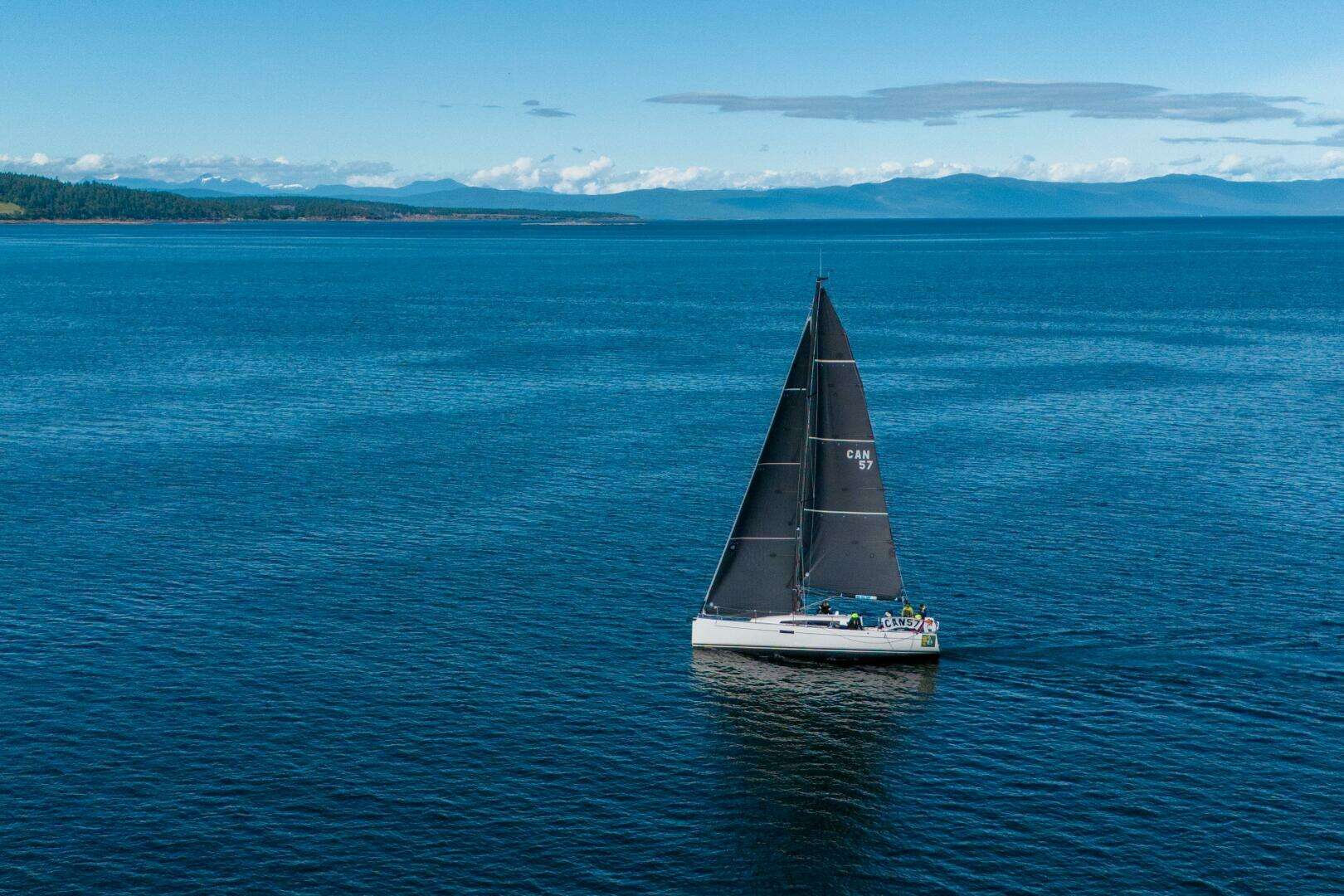 2020 36' J Boats photo