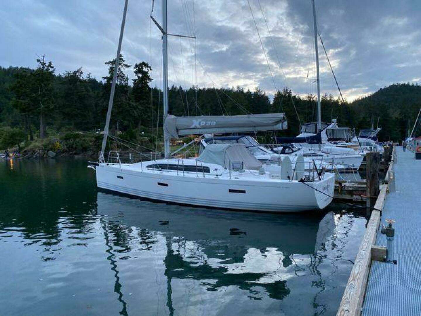 2014 38' X-Yachts photo