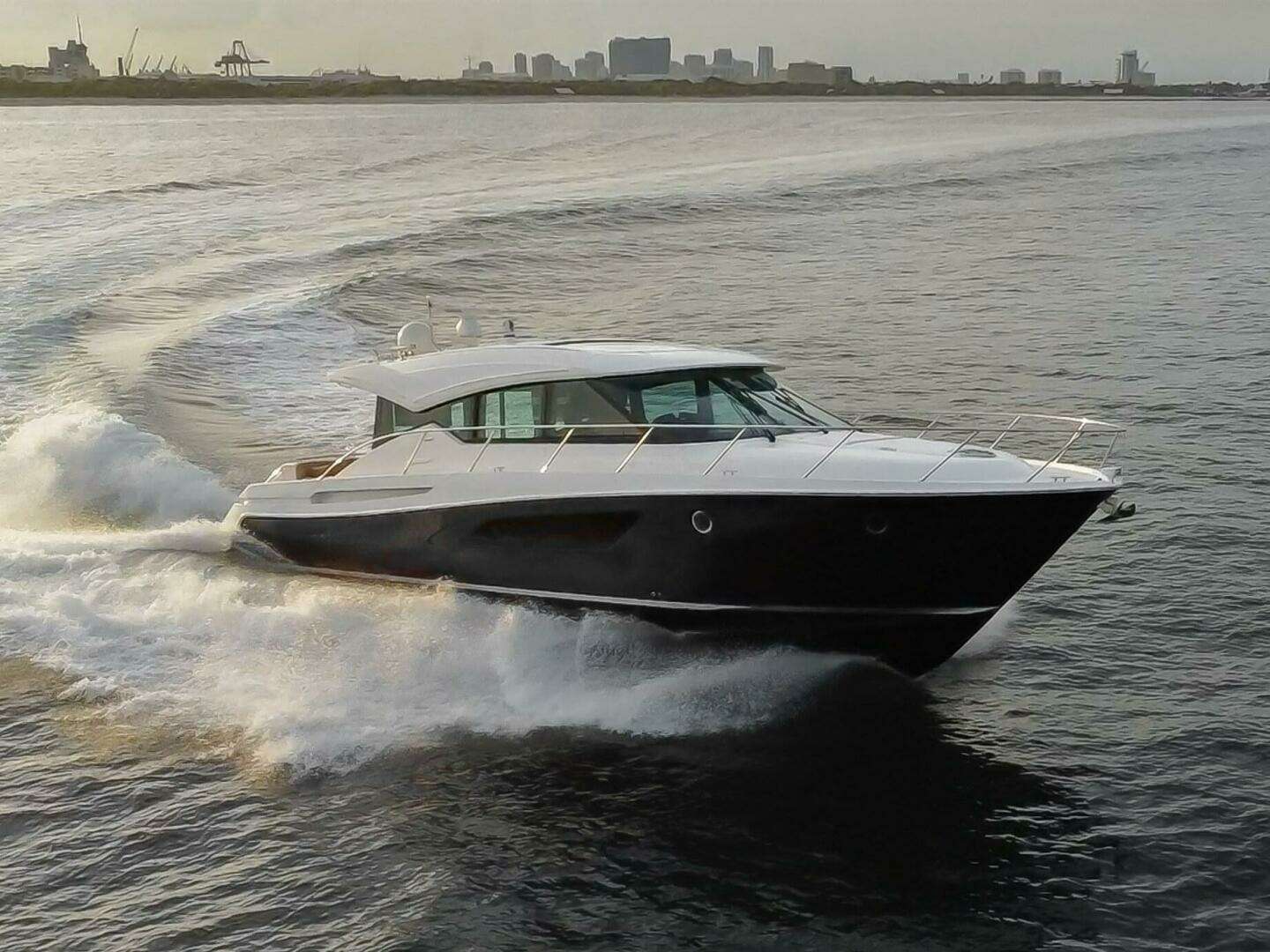 2017 55' Tiara Yachts photo